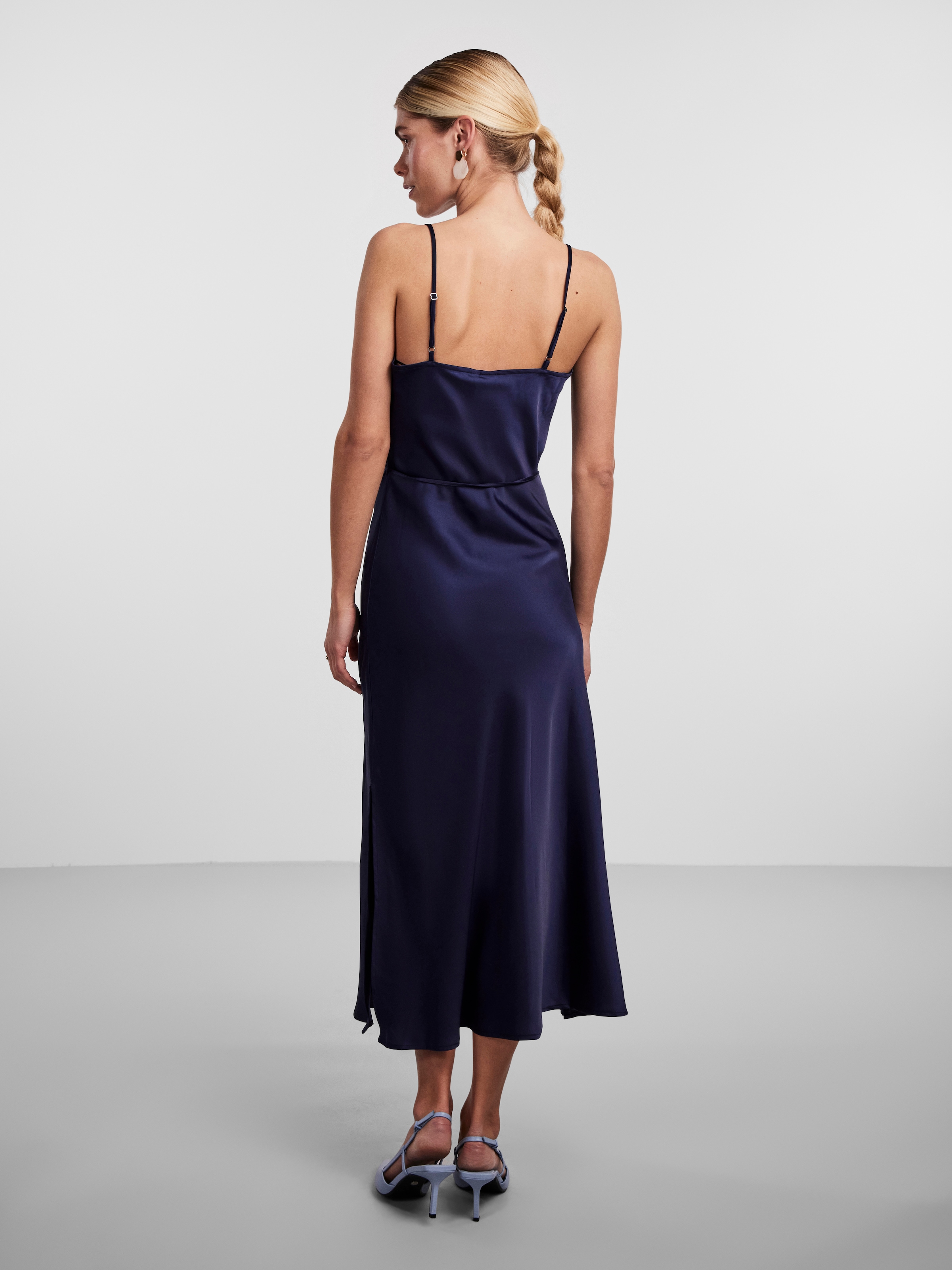 Y.A.S Spaghettikleid »YASTHEA STRAP LONG DRESS S. NOOS« Sommerkleid