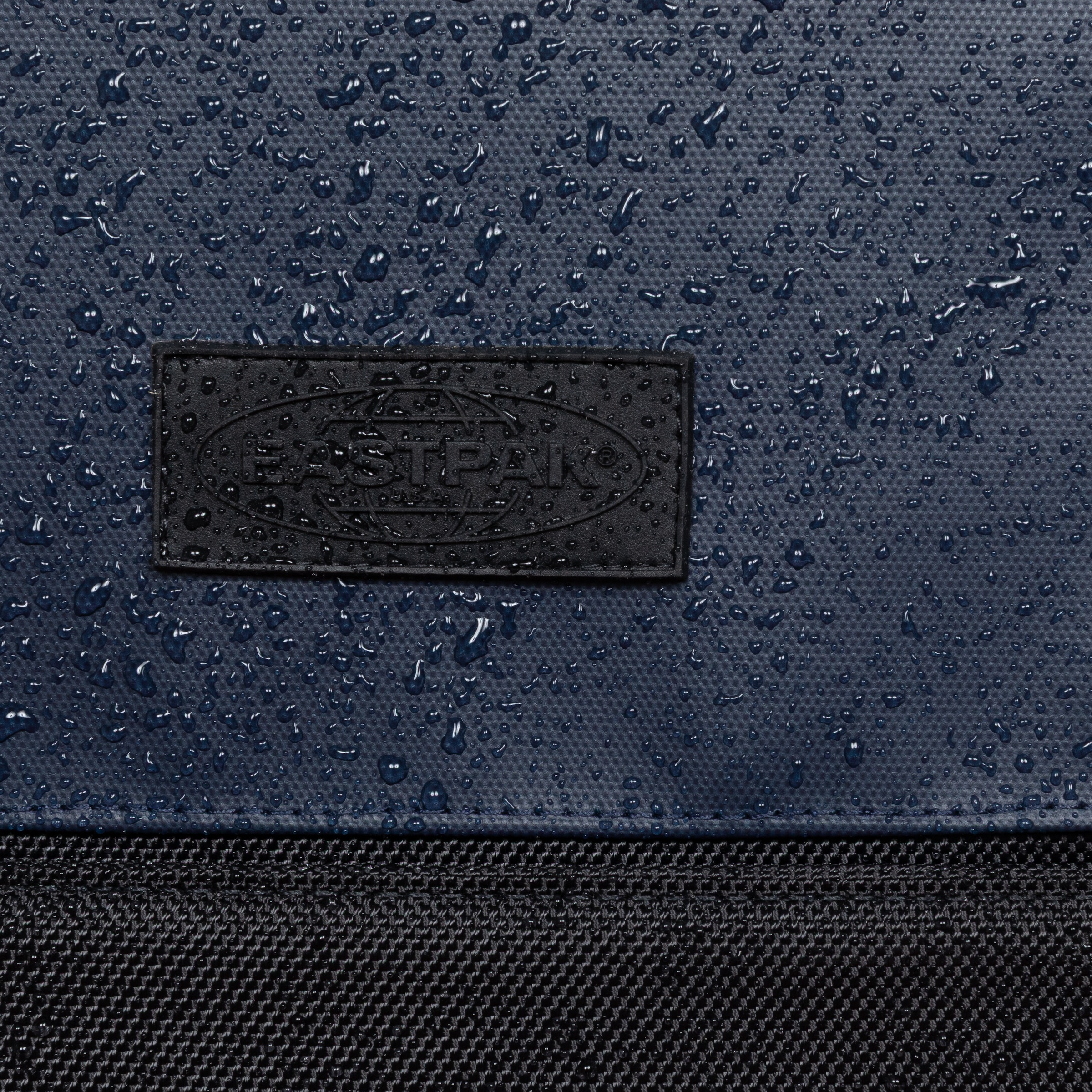 Eastpak Weichgepäck-Trolley »Tranverz CNNCT M CNNCT Admiral« 78 l 2 Rollen