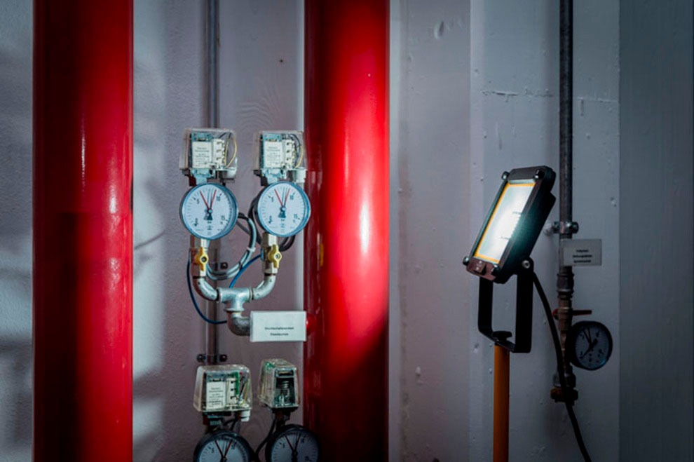 Brennenstuhl LED Baustrahler »JARO 5050 T«, mit Stativ und 5 m Kabel
