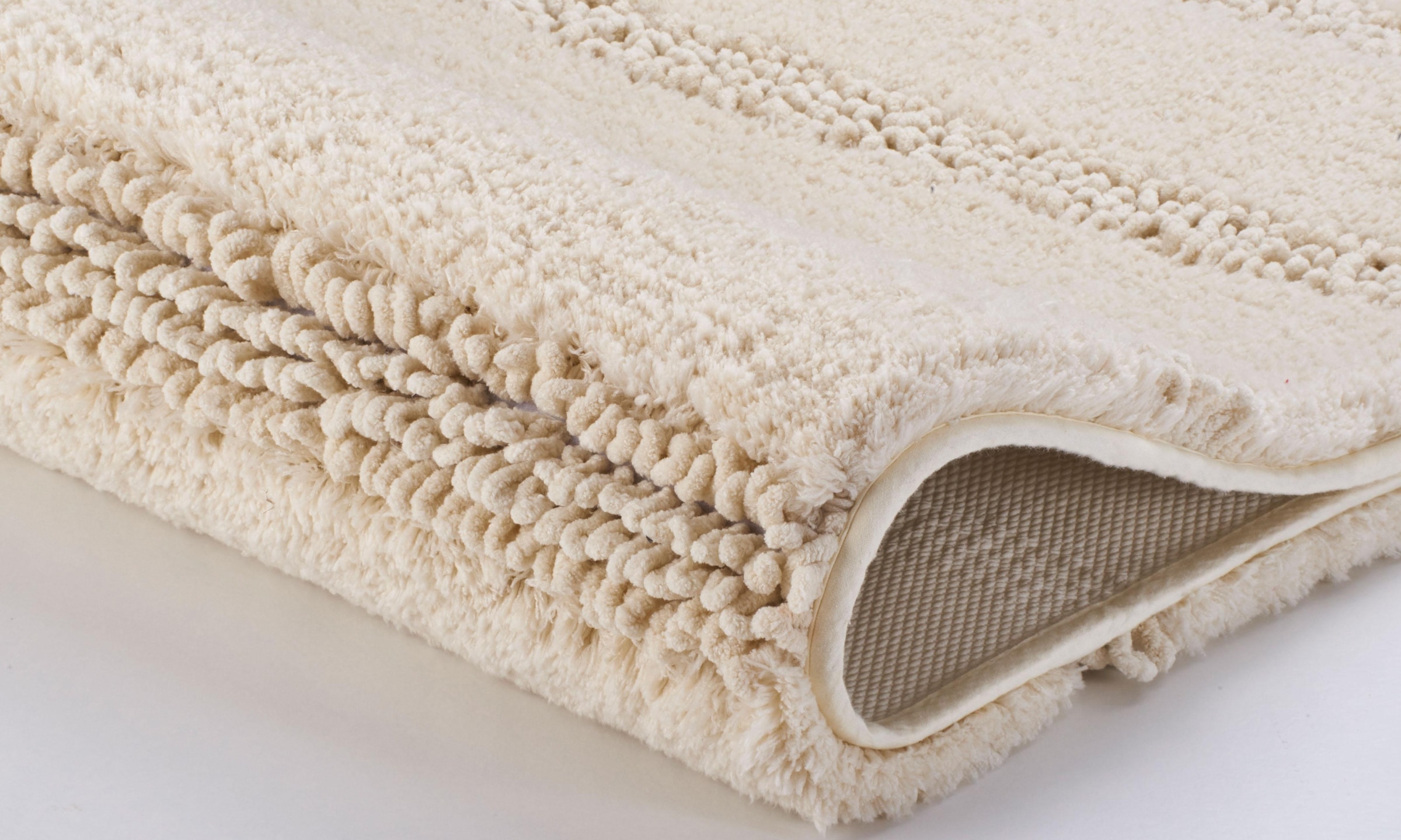 Kleine Wolke Badematte »Monrovia«, rutschhemmend beschichtet, fußbodenheizungsgeeignet, Badteppich, Uni Farben, gestreift, aus Mikrofaser, waschbar