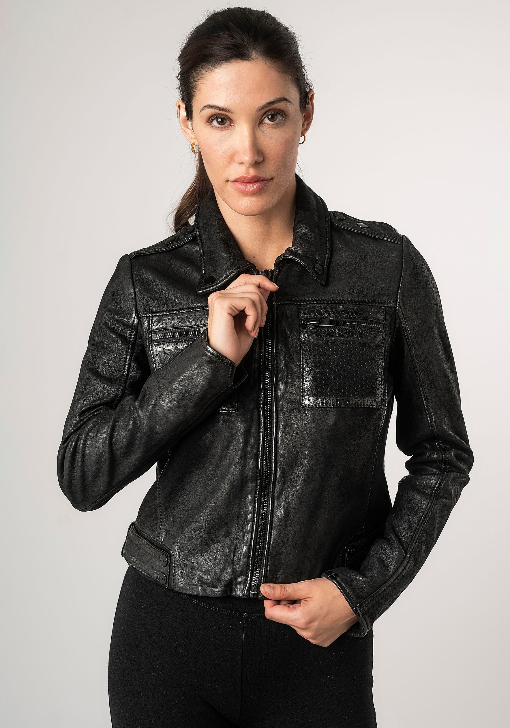 Mauritius Lederjacke »2Wmarin STR«, mit Kapuze, mit Schulterklappen, mit Brusttaschen, mit Nieten