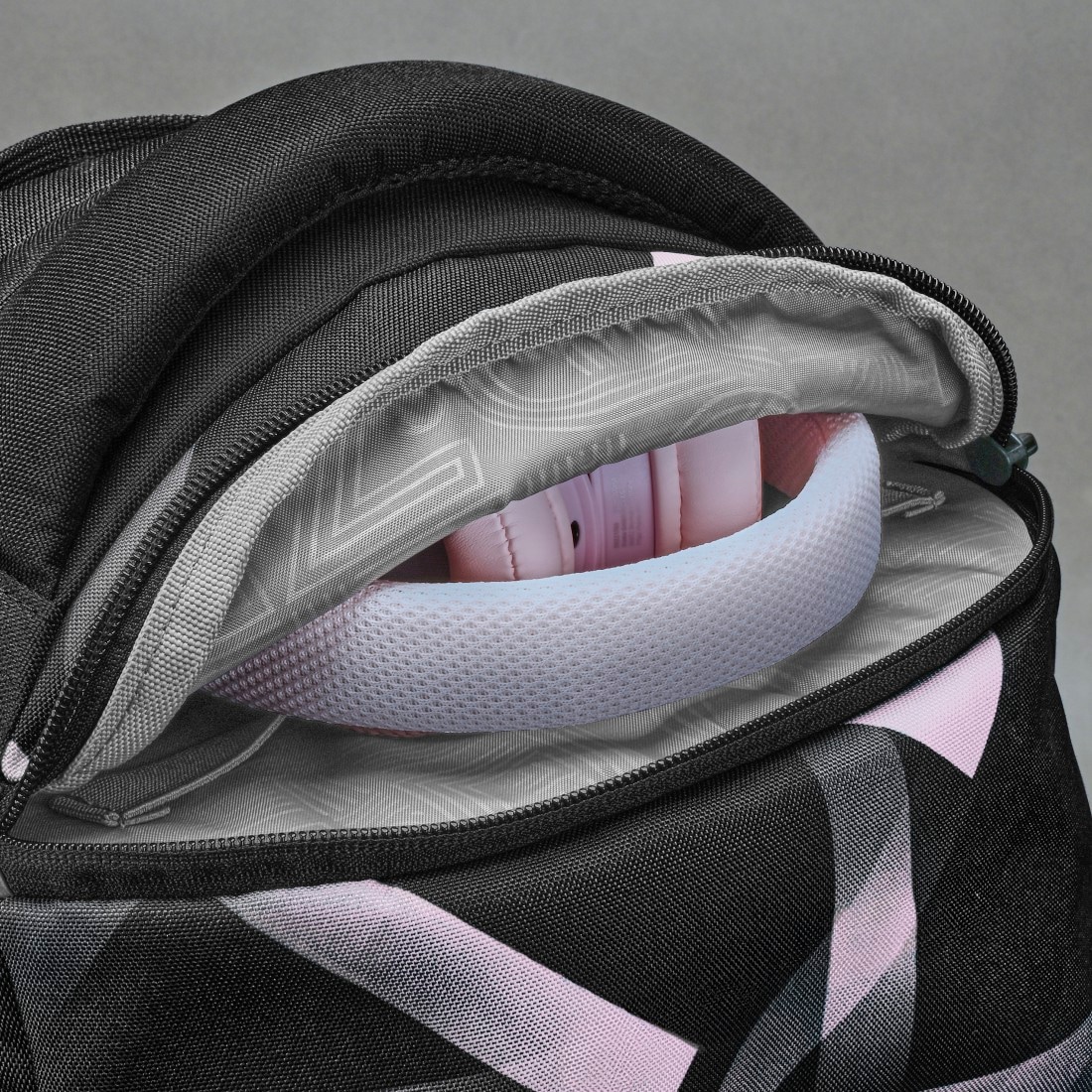 Hama Bluetooth-Kopfhörer »Bluetooth Kopfhörer (kabellos, On-Ear, faltbar, mit Mikrofon)« Sprachsteuerung | integrierte Steuerung für Anrufe und Musik