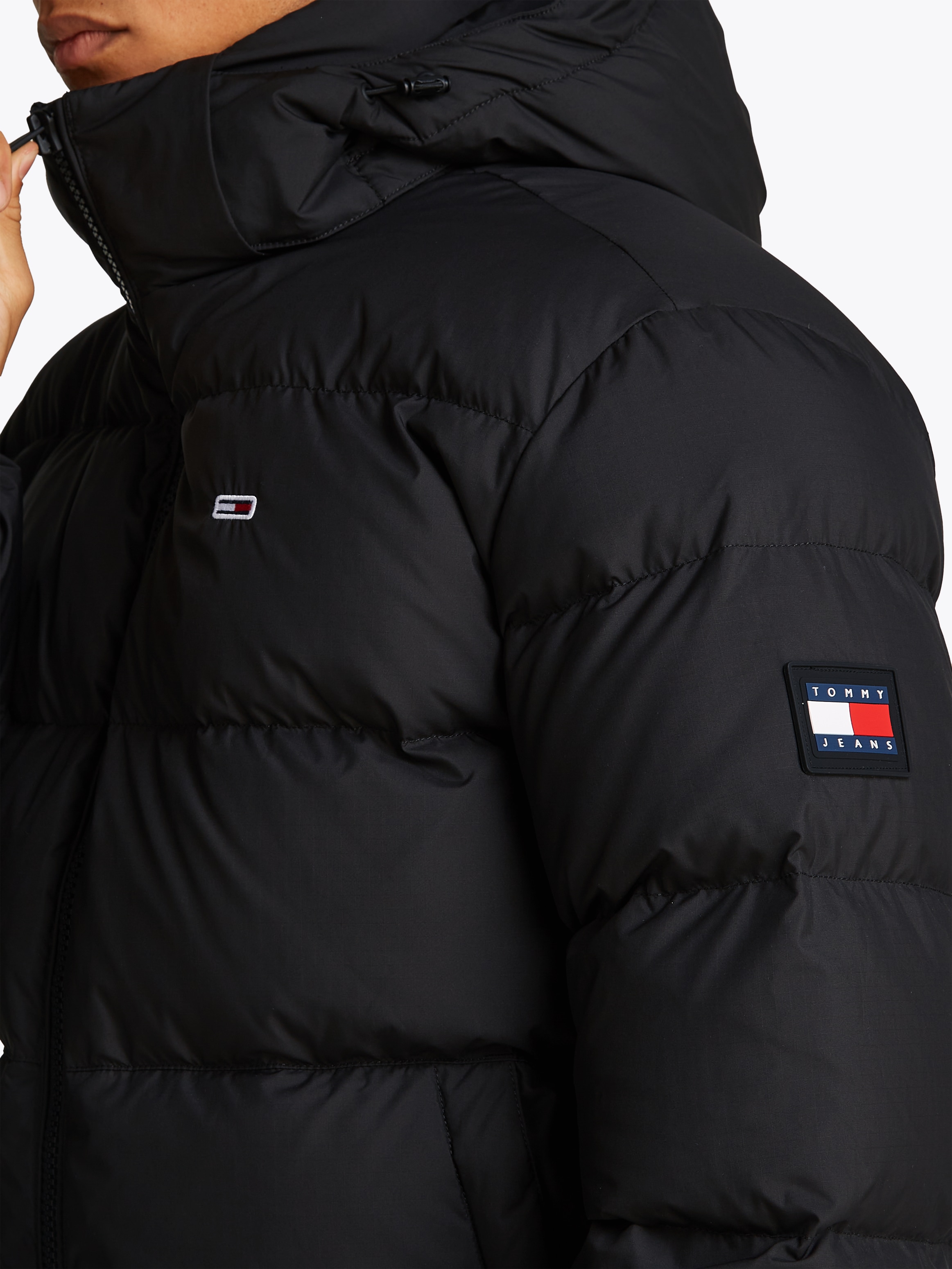 Tommy Jeans Steppjacke »TJM ESSENTIAL DOWN JACKET EXT«, mit Kapuze, Daunenjacke, Übergangsjacke Winterjacke Outdoorjacke Gefüttert