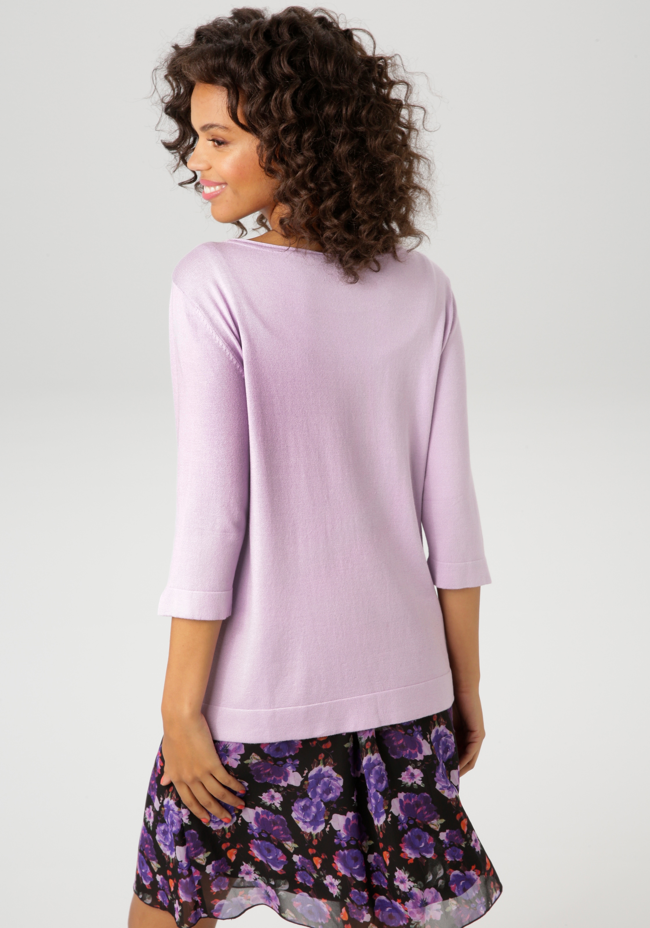 Aniston CASUAL Strickpullover, mit kleinem Schlitz an den 3/4-langen Ärmeln