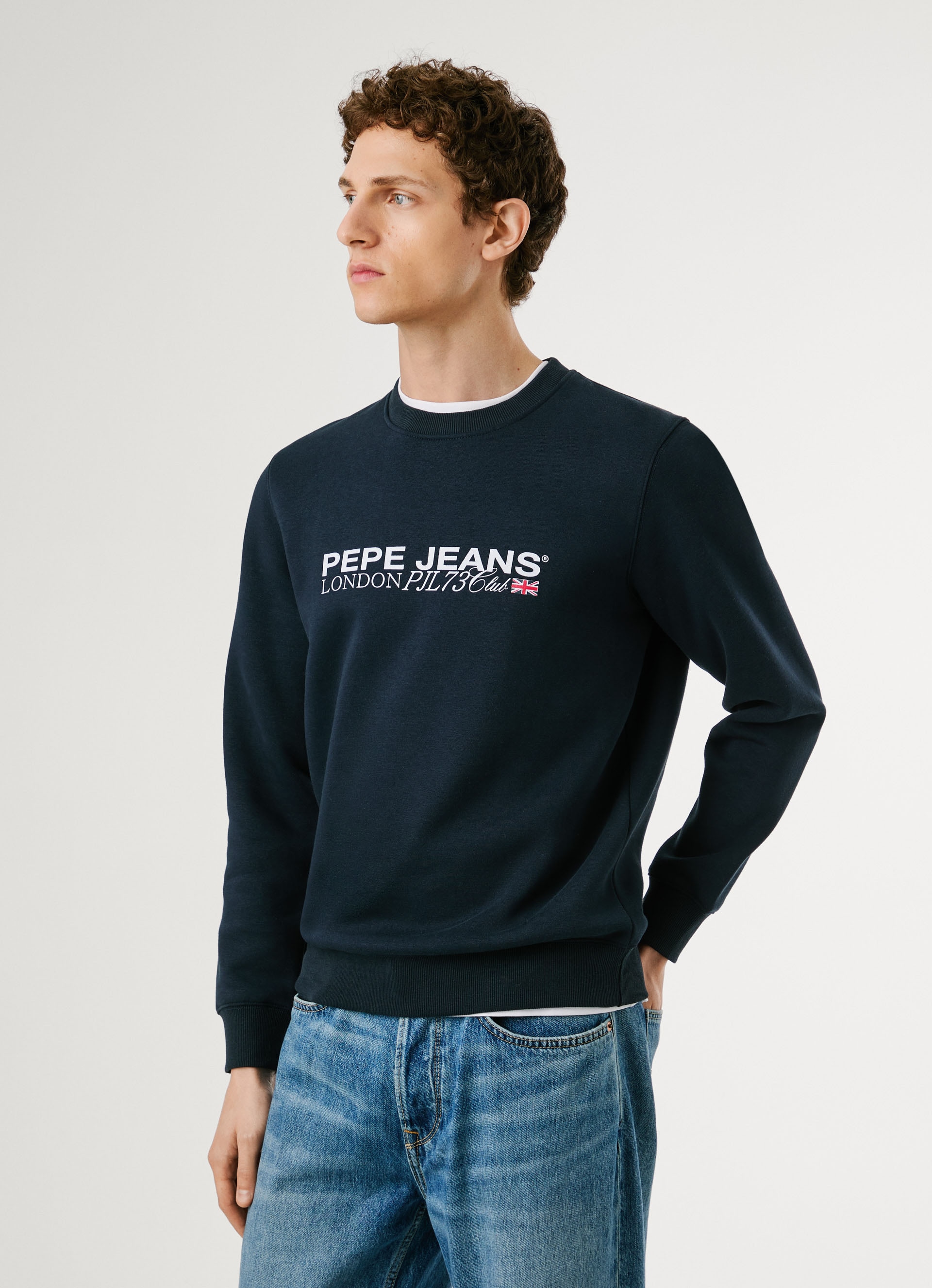 Sweatshirt 