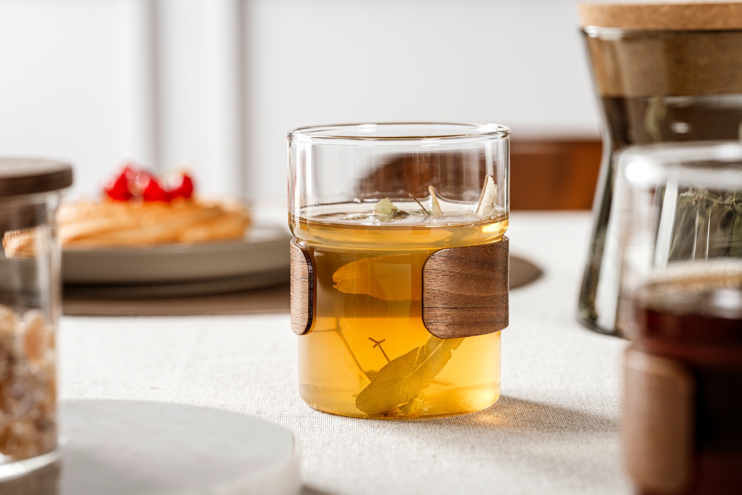 LEONARDO Becher »NOVO LEGNO, 2er Set« Becher mit Holzspange