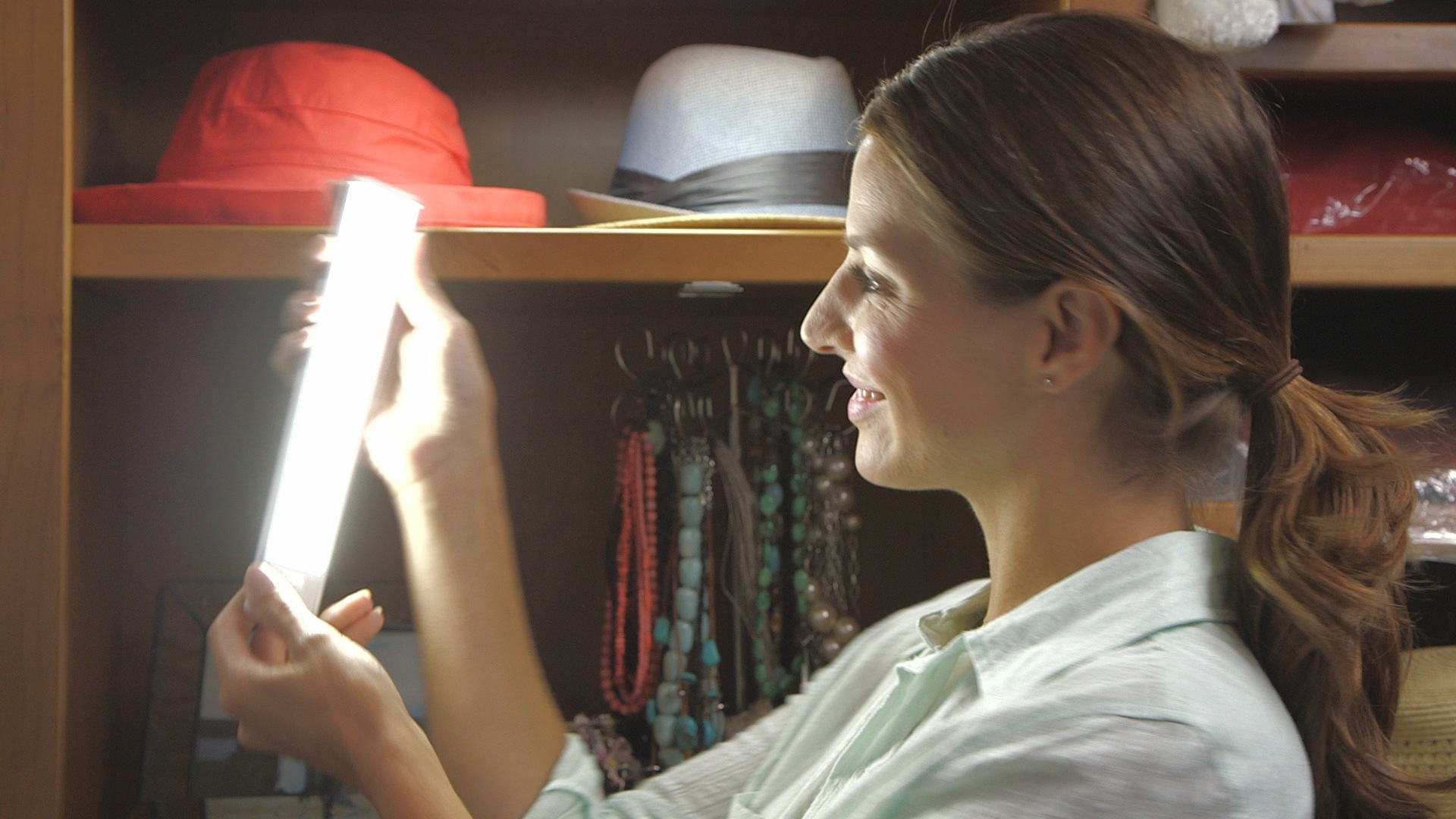 MediaShop LED Außen-Wandleuchte »HandyLux SlimBright«, Magnetische Power LED Leiste mit Bewegungssensor