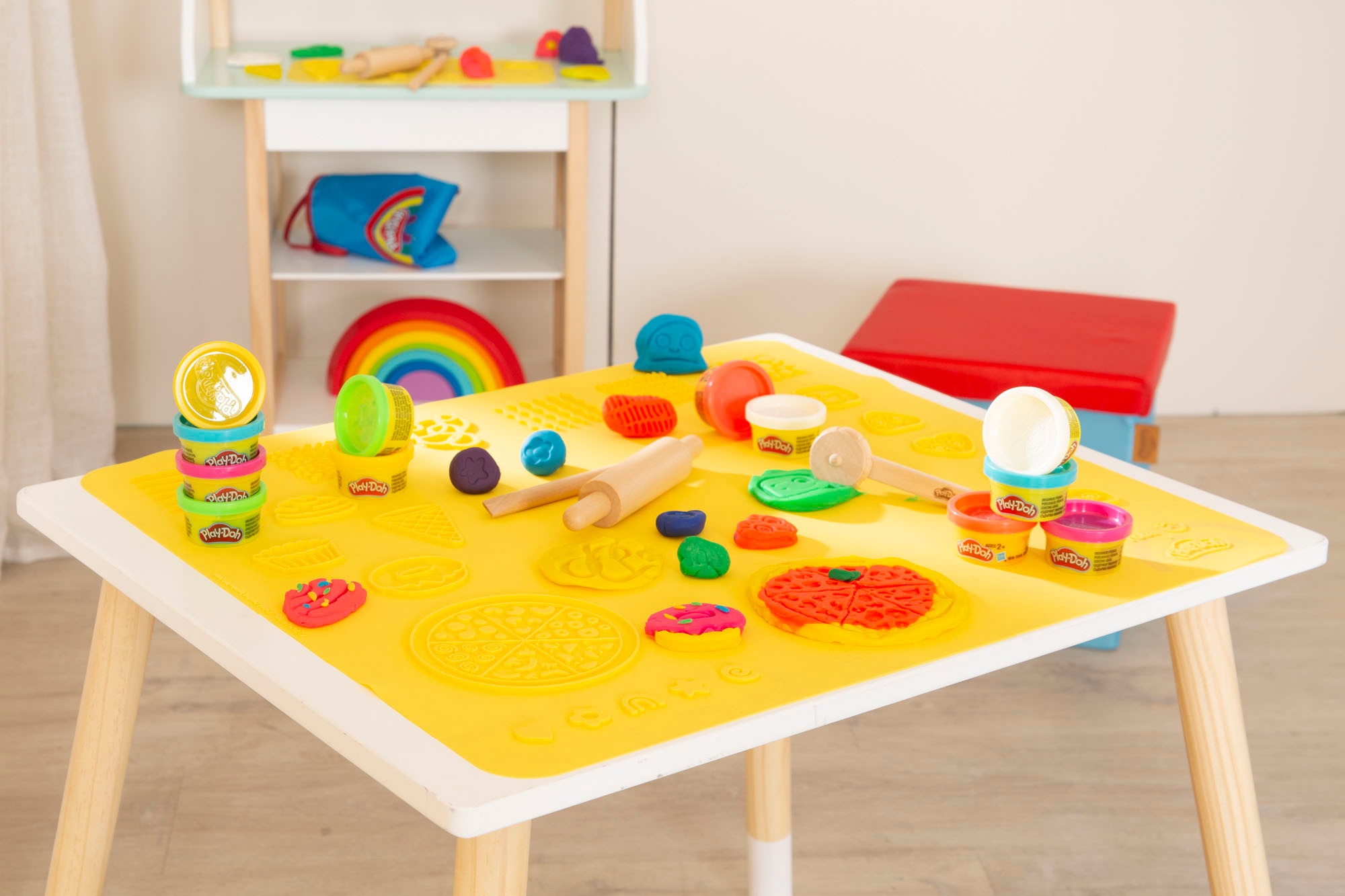 roba® Kindersitzgruppe »Play-Doh«, (Set), inkl. 3D Kreativmatte, Knete und Zubehör