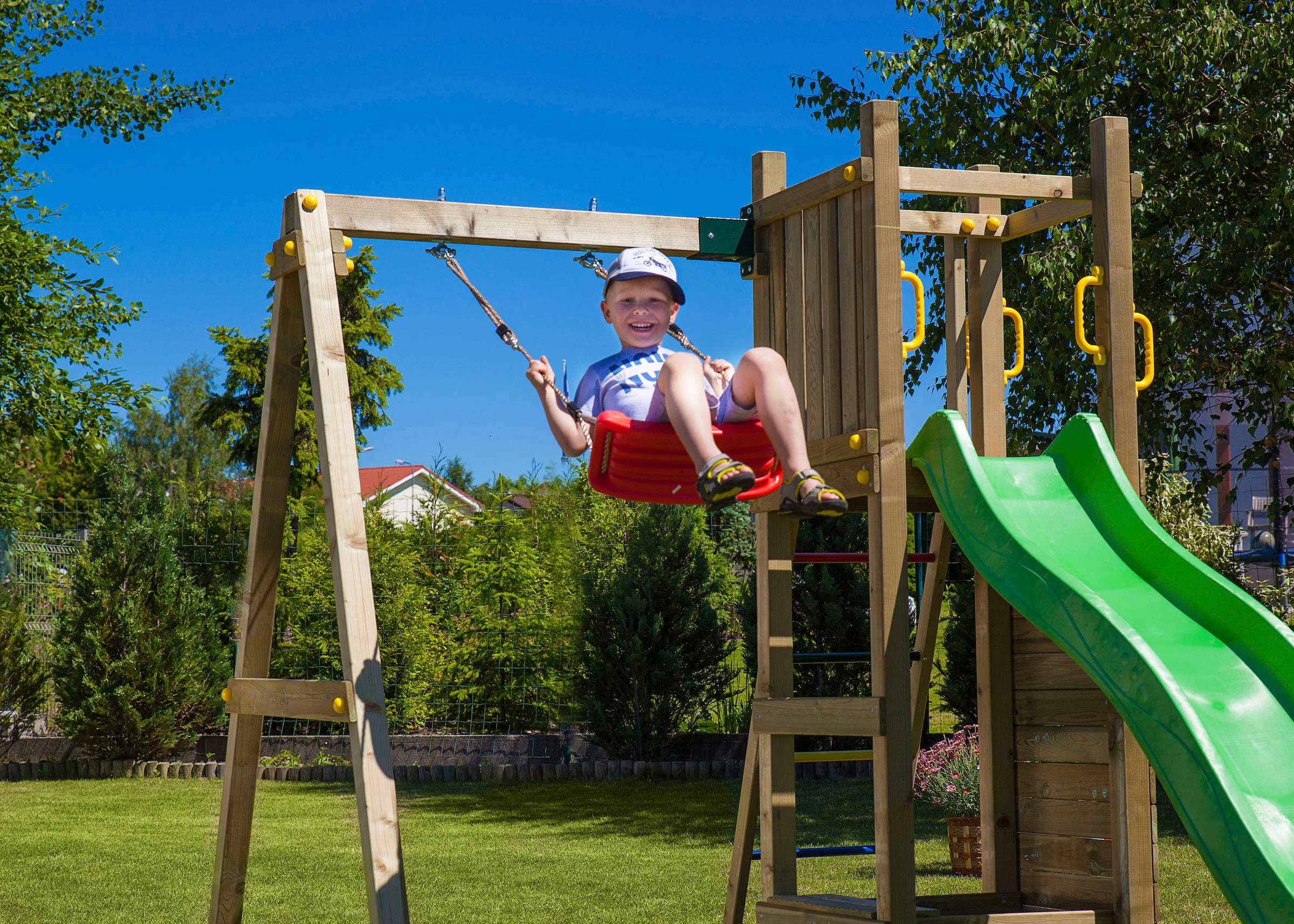 FUNGOO Spielturm »FUNNY3 mit schaukel«, mit Schaukel & Rutsche, Kletterwand