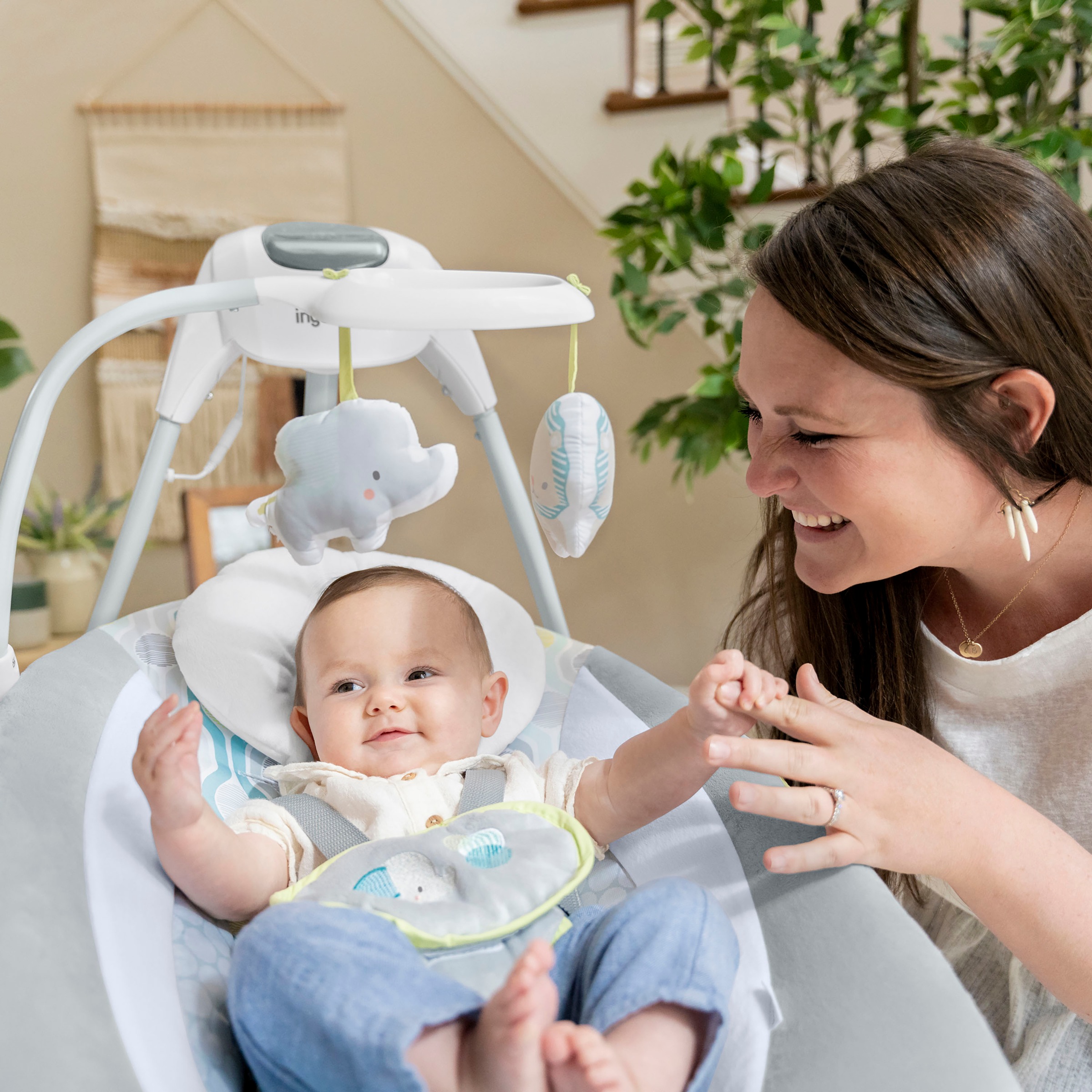 ingenuity Babywippe »SimpleComfort Compact Soothing Swing - Everston«, mit Sound-Effekt