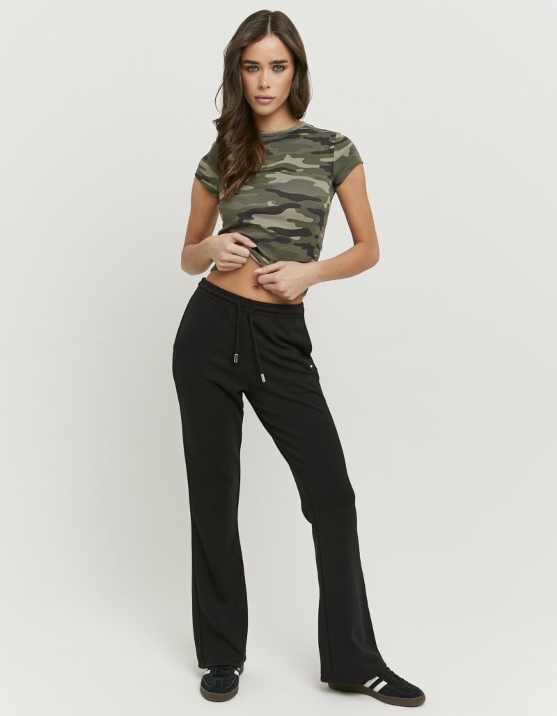 Tally Weijl Sweathose »SPAPEJACIN«  Materialmix, mit ausgestelltem Bein und Bindeband