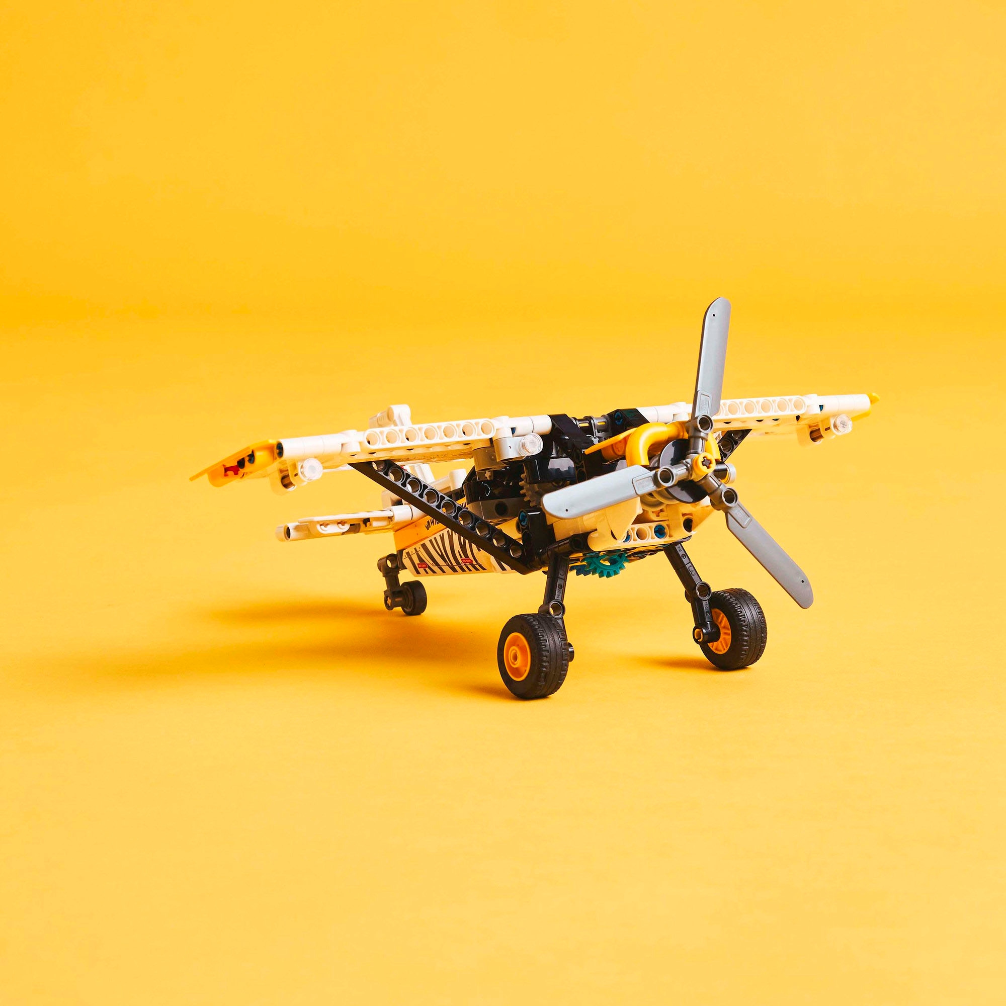LEGO® Konstruktionsspielsteine »Propellerflugzeug (42198), LEGO Technic«, (333 St.), Made in Europe