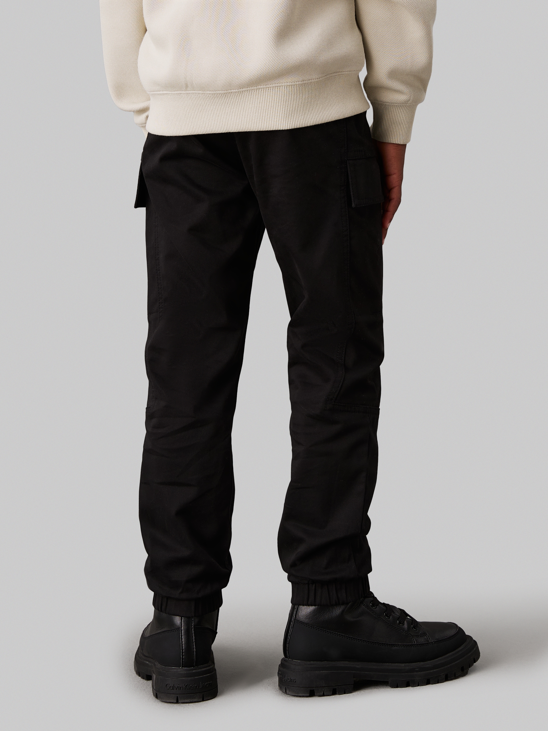 Calvin Klein Jeans Sweathose »ESSENTIAL WOVEN CARGO PANTS«, für Kinder bis 16 Jahre mit Logo-Print