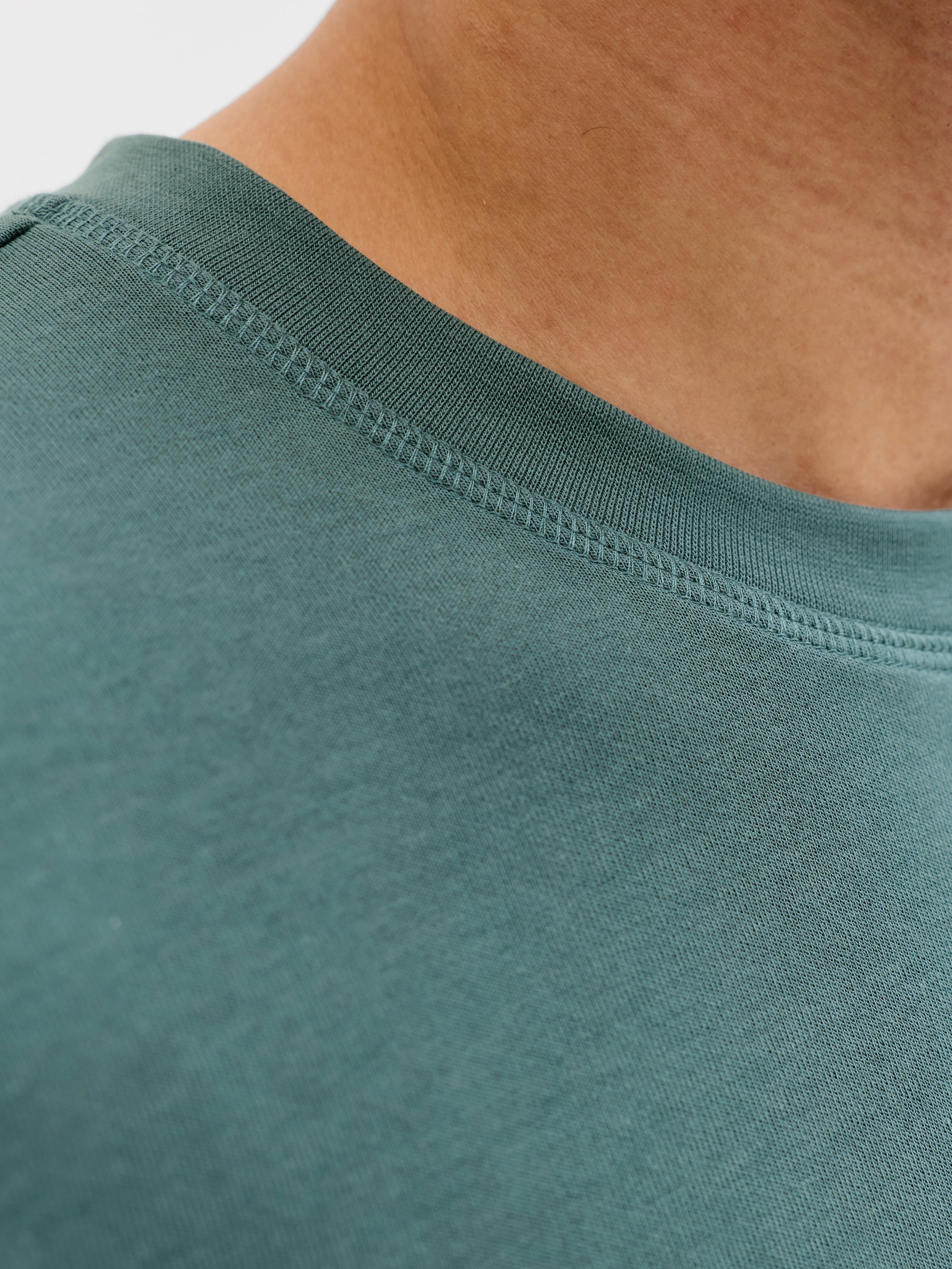 Jack & Jones PlusSize T-Shirt »JCOFUSION BADGE TEE SS CREW NECK PLS«
