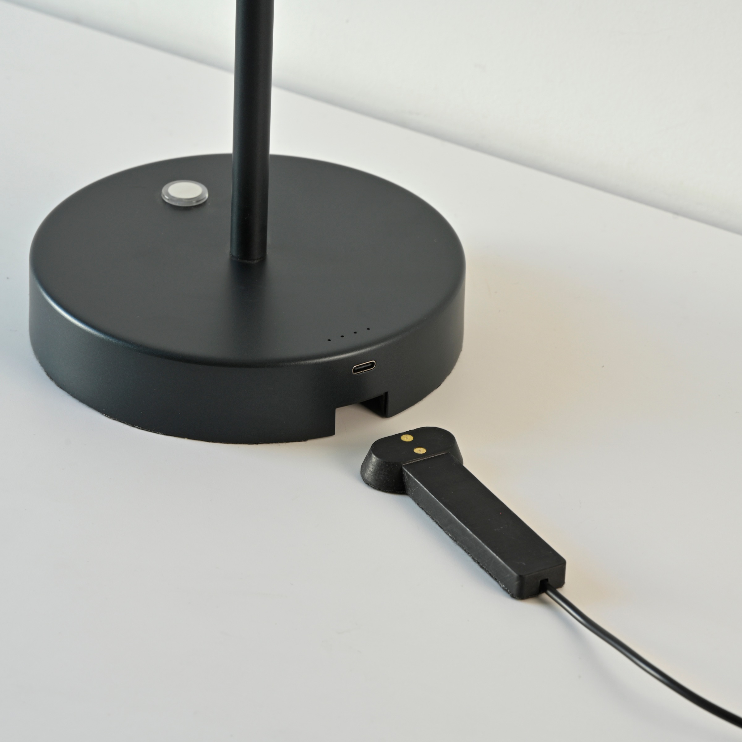 Neuhaus PURE LED Tischleuchte »PURE Falling Rings« LED-Board 1 Stk. warmweiß - kaltweiß Akkubetrieben, CCT, stufenlos dimmbar über Touchdimmer