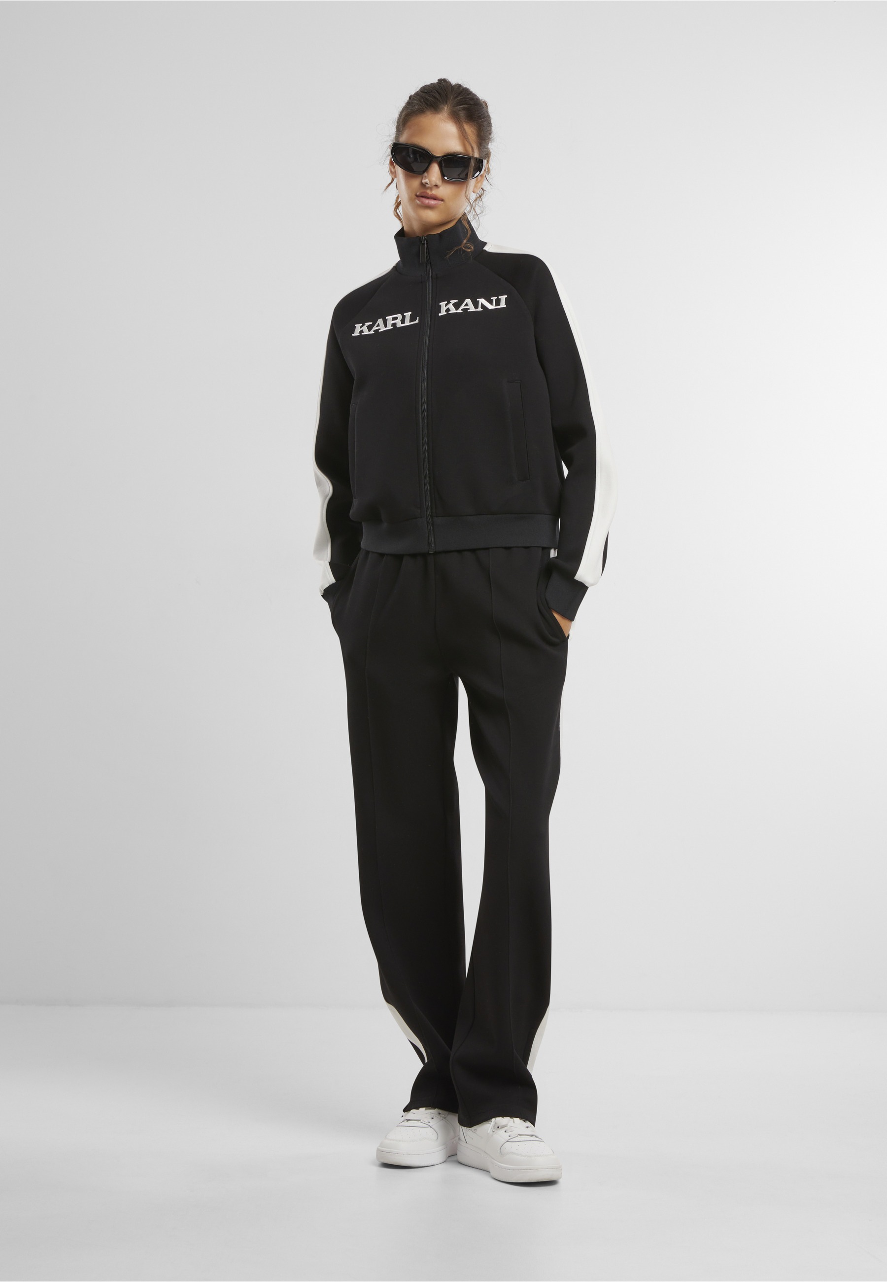 Karl Kani Trainingsjacke »Karl Kani Kk Retro Sidestripe Trackjacket« 1 Stk. tlg. ohne Kapuze