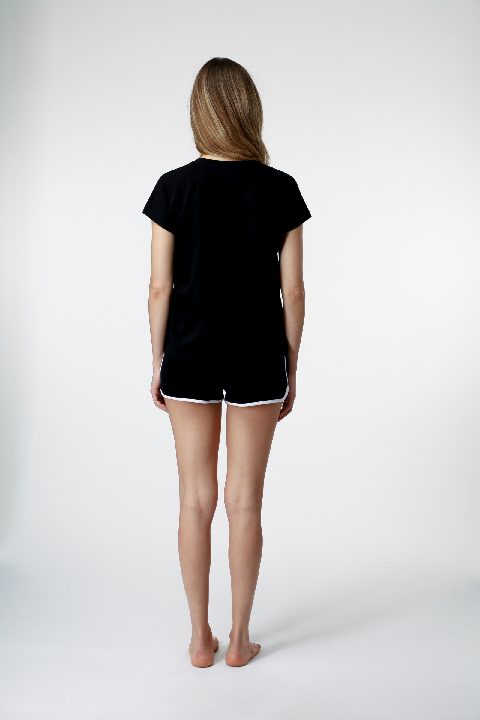Fila Shorty »WOMAN JERSEY TOP + TERRY SPONGE SHORTS PYJAMAS«, (2 tlg.), mit kontrastreichen Paspeldetails