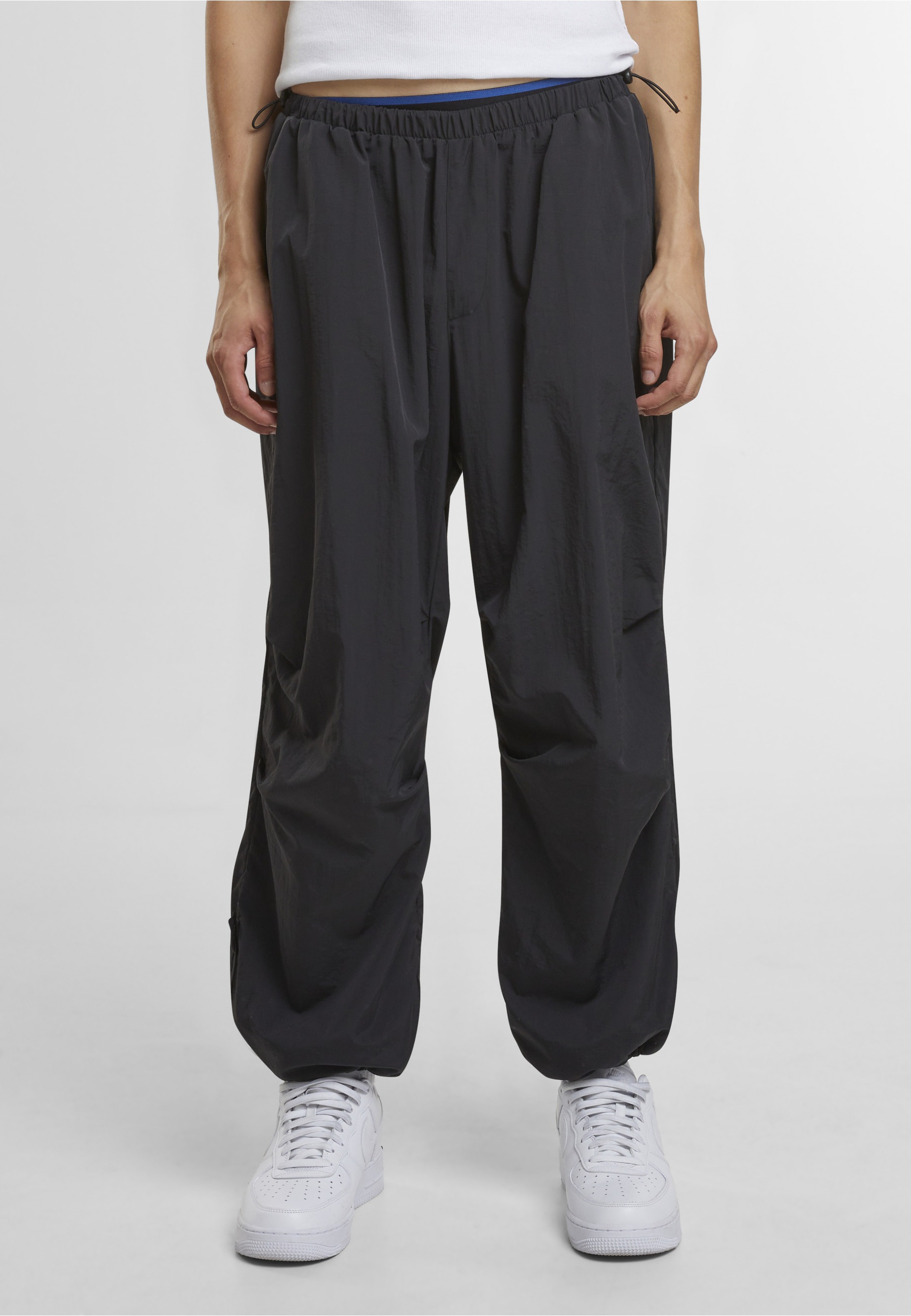 URBAN CLASSICS Stoffhose »Urban Classics Herren Nylon Parachute Pants«