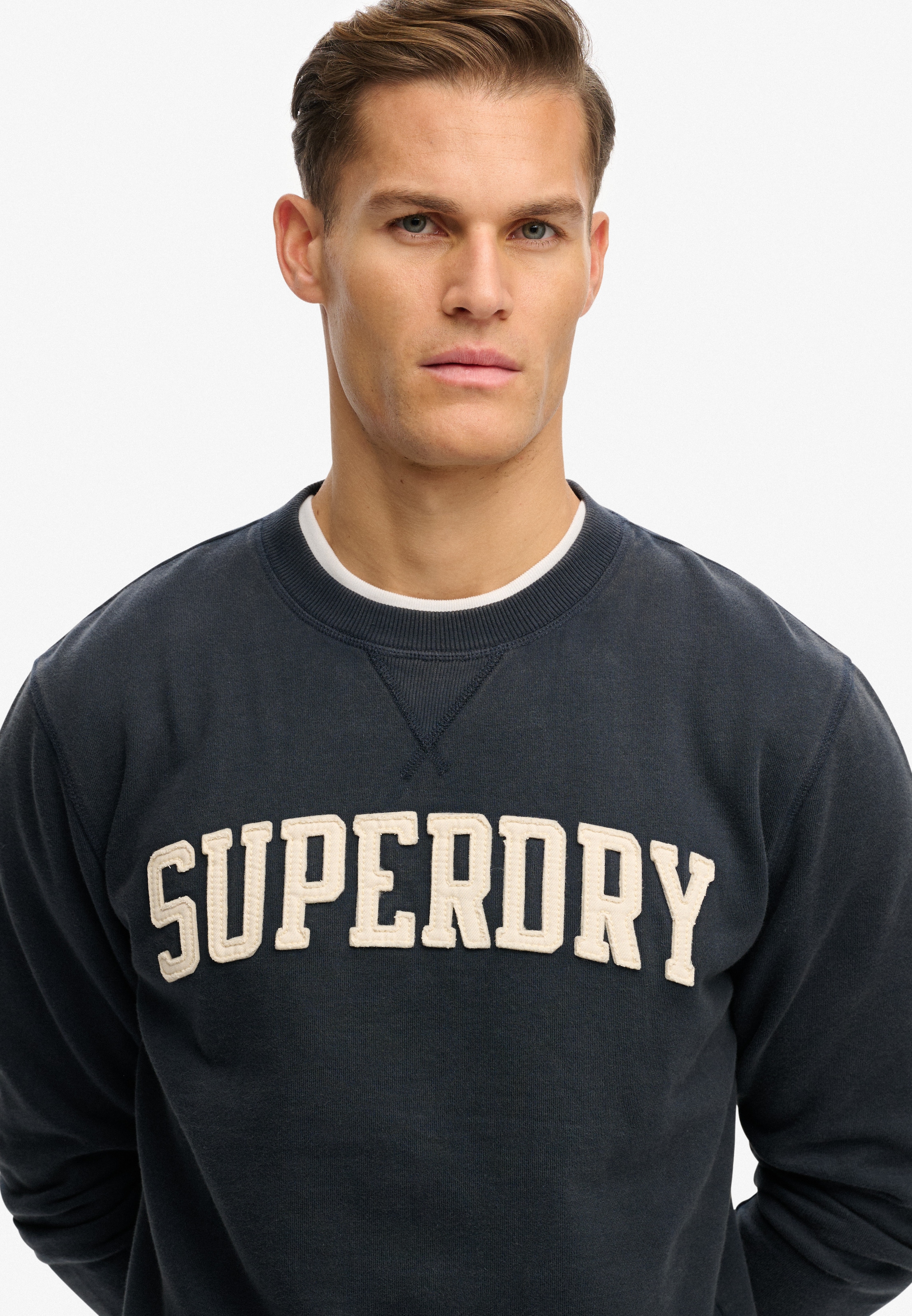 Superdry Sweatshirt »VINTAGE ATHLETIC CREW«
