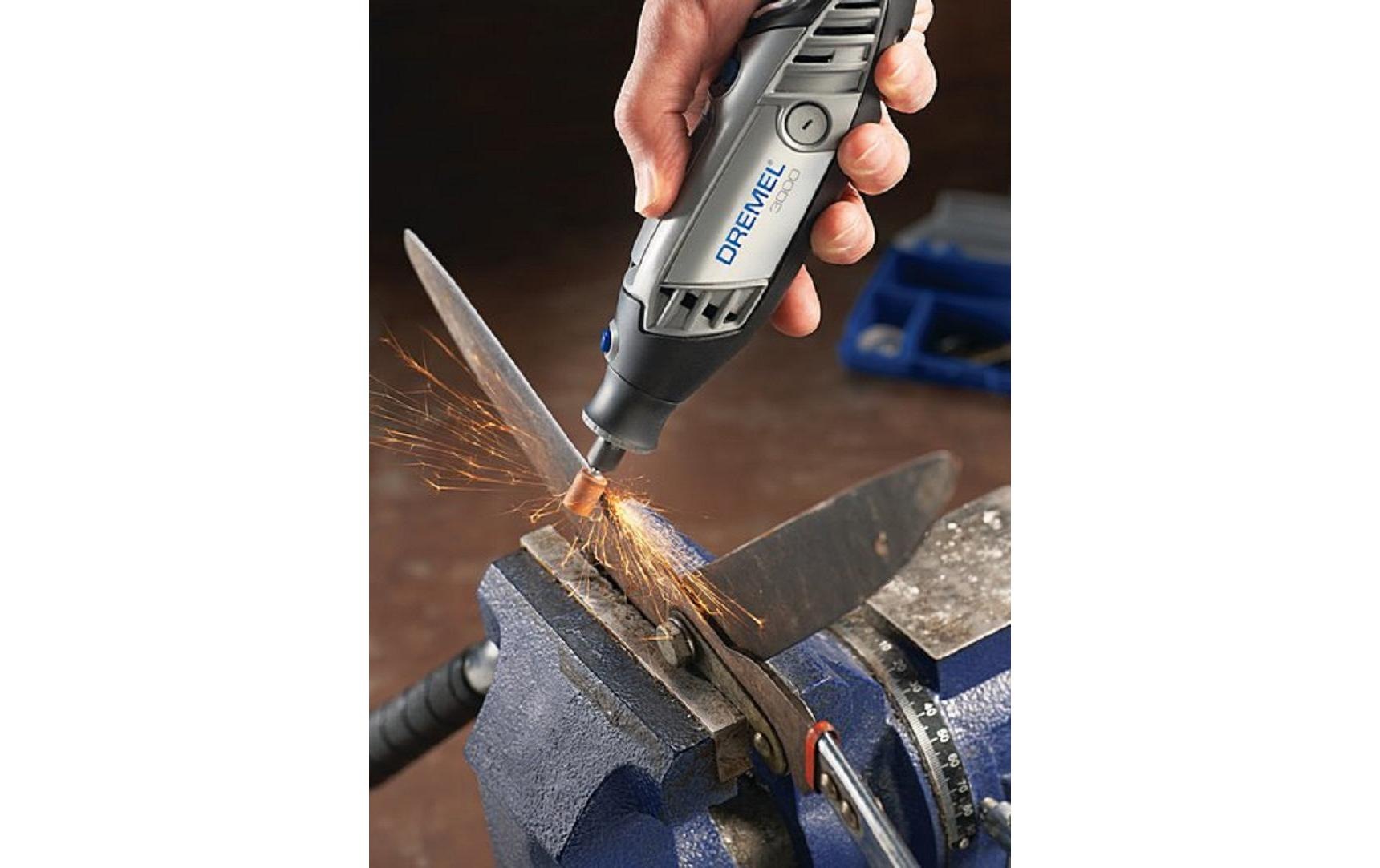 DREMEL Elektro-Multifunktionswerkzeug »3000-5« Set,  Funktionen: Bohren; Fräsen; Gravieren; Polieren; Schleifen; Trennen