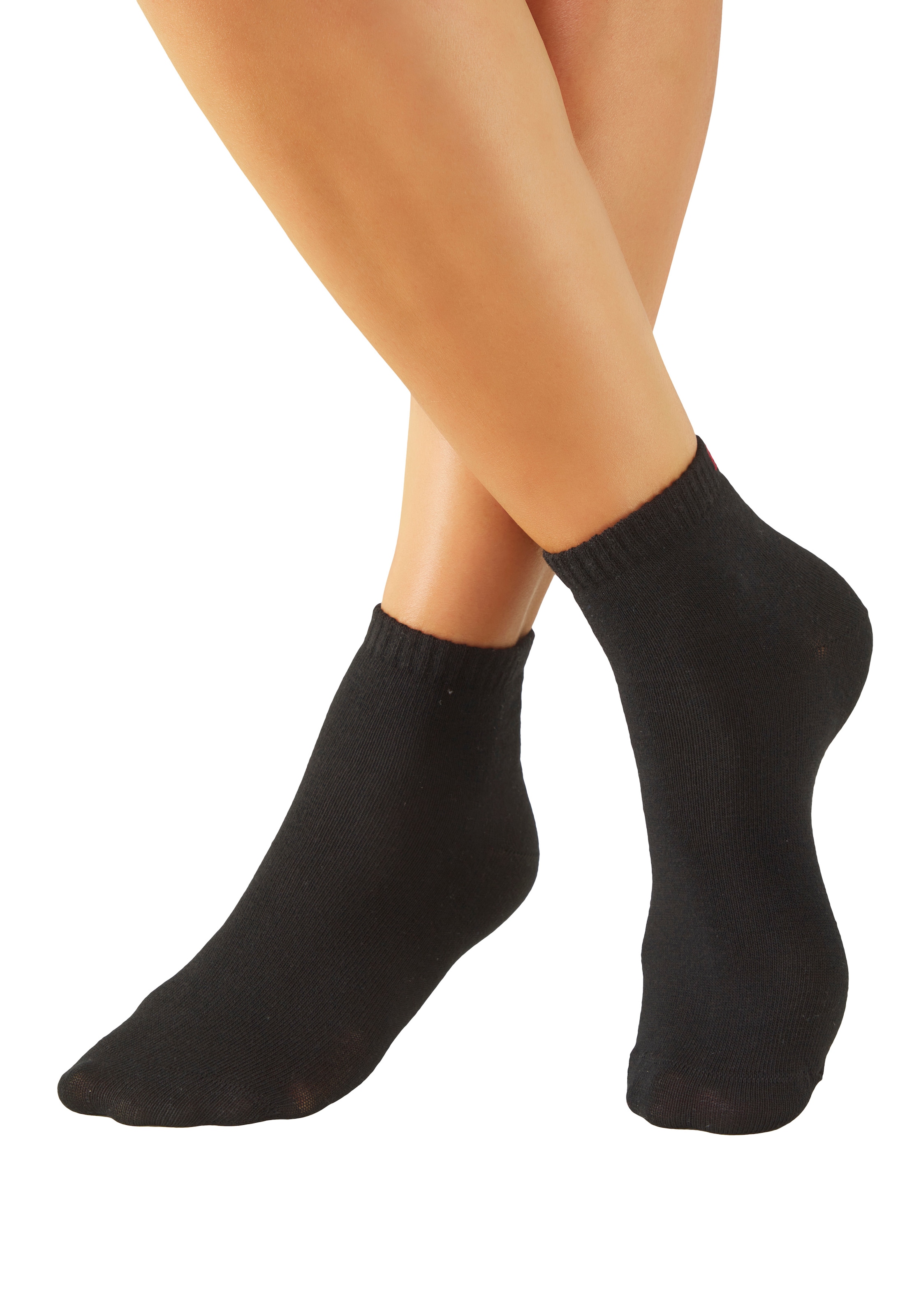 Bench. Kurzsocken »für Damen und Herren in Baumwollmischung, für Sport und Freizeit« Packung, 6 Paar tlg. mit klassischem Logoschriftzug, ohne Frottee