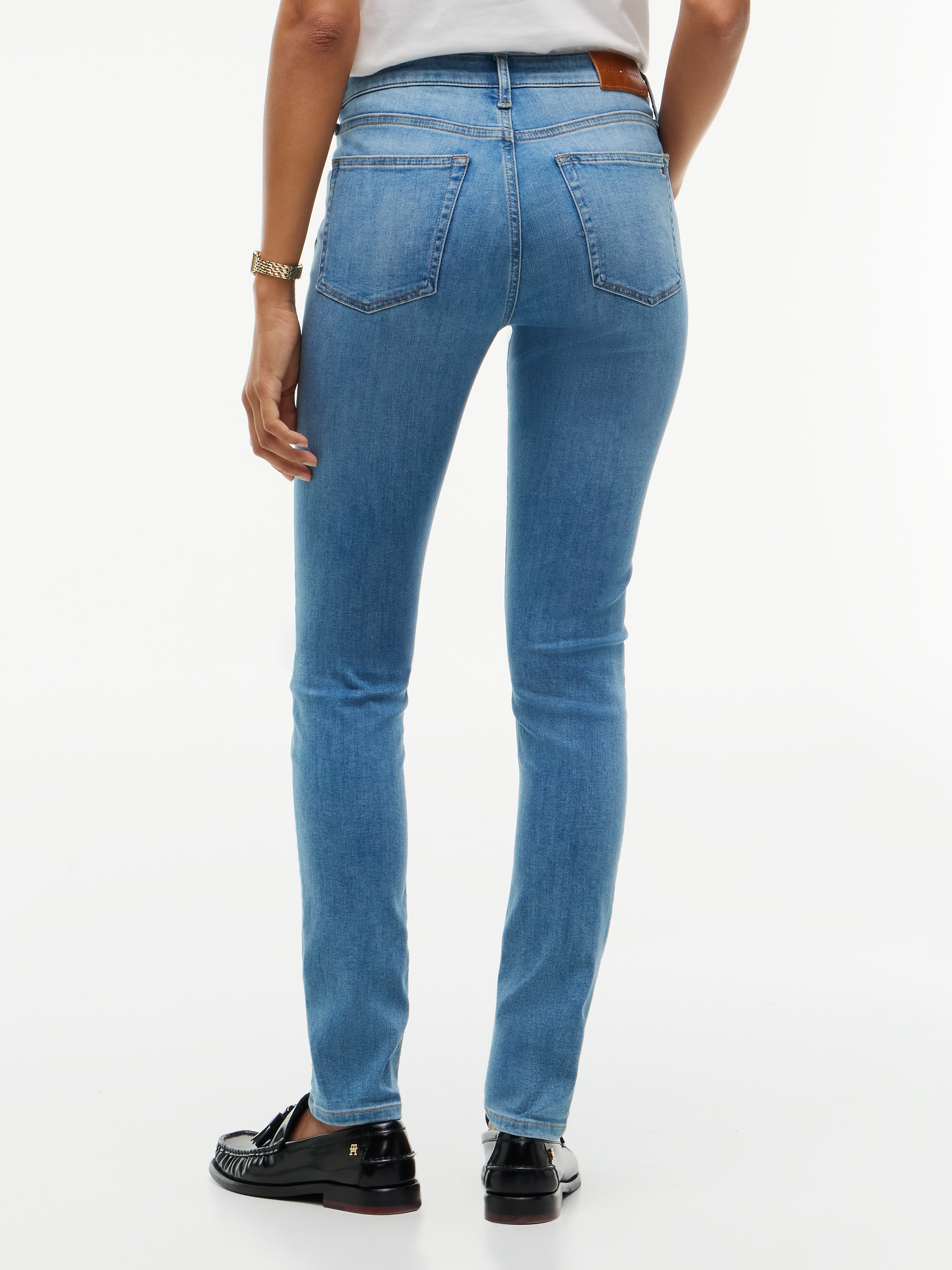 Tommy Hilfiger Skinny-fit-Jeans »COMO Skinny RW ACE mit Logo-Badge und knöchellangem Schnitt« Baumwollmischung, skinny fit
