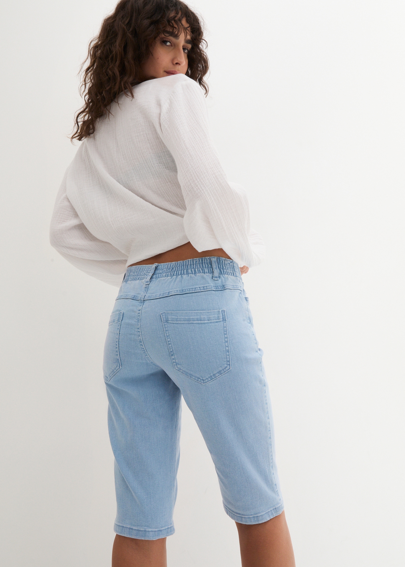 bonprix Bermudas  Stretch-Bermuda, in Twill- und Jeansoptik, mit elastischem Bund