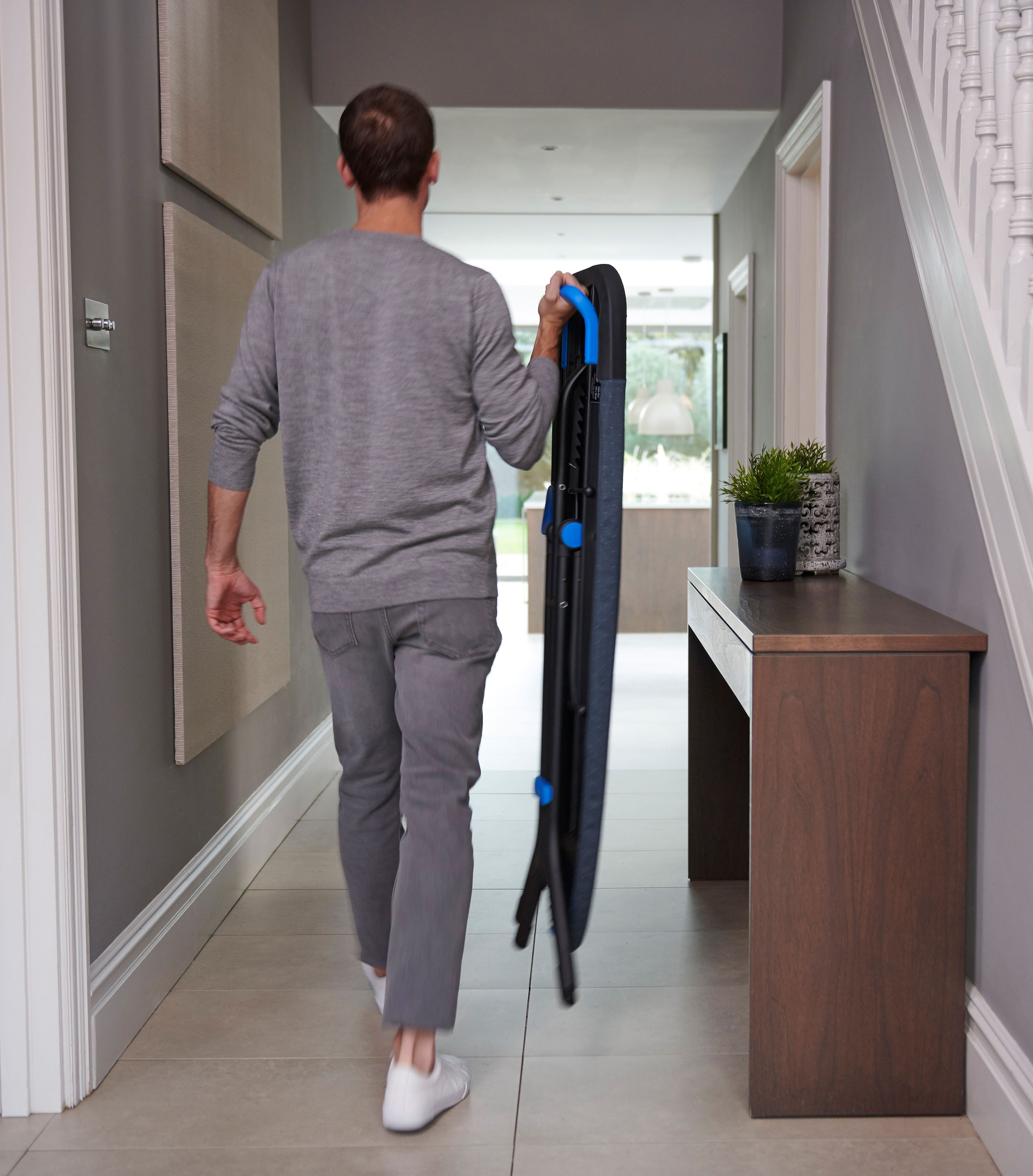 Joseph Joseph Bügelbrett »Glide™ Plus«, Bügelfläche 108 cmx38 cm, DripShield™ Technologie & hitzebeständiger Silikon-Bügeleisenauflage
