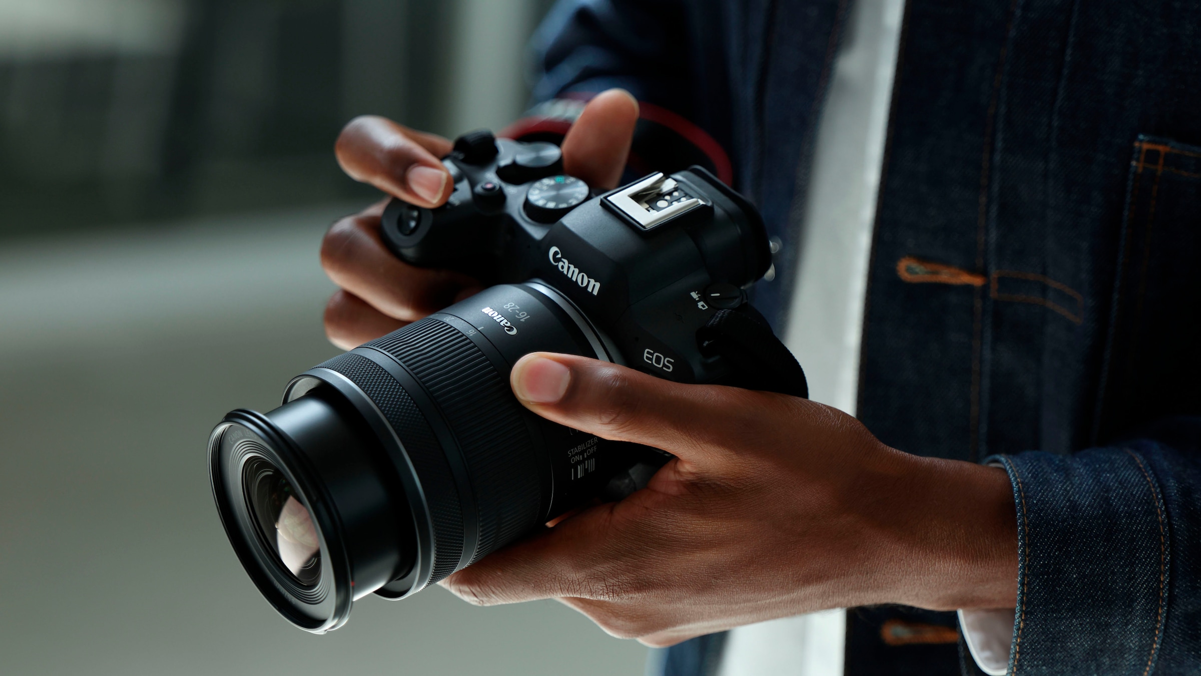Canon Objektiv »RF 16-28mm F2.8 IS STM«, Passend für Canon EOS R System Kameras (z.B. EOS RP, R8)