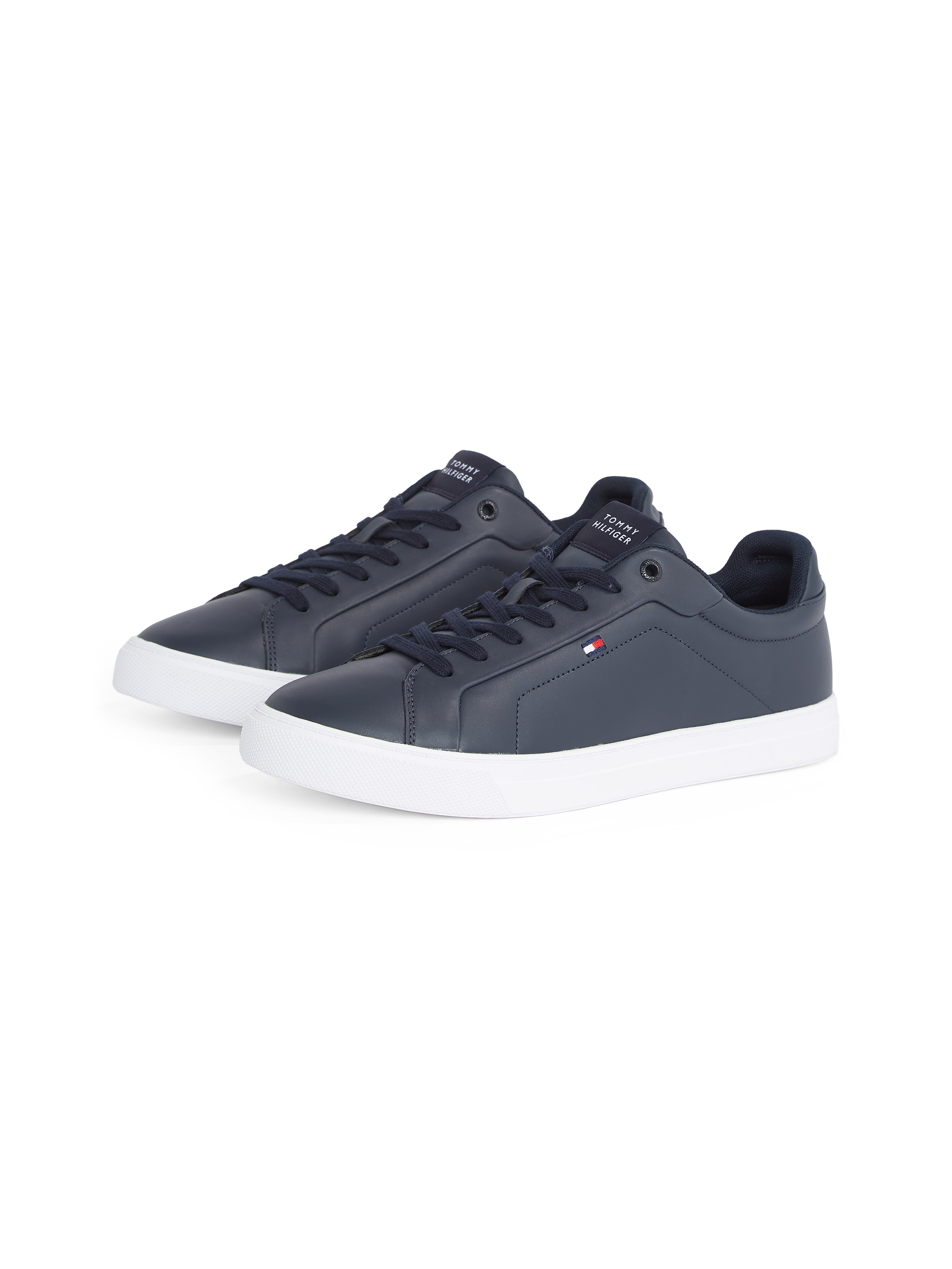 Tommy Hilfiger Sneaker »ICON COURT LTH FLAG ESS«, Freizeitschuh, Halbschuh, Schnürschuh mit kleiner Logoflagge