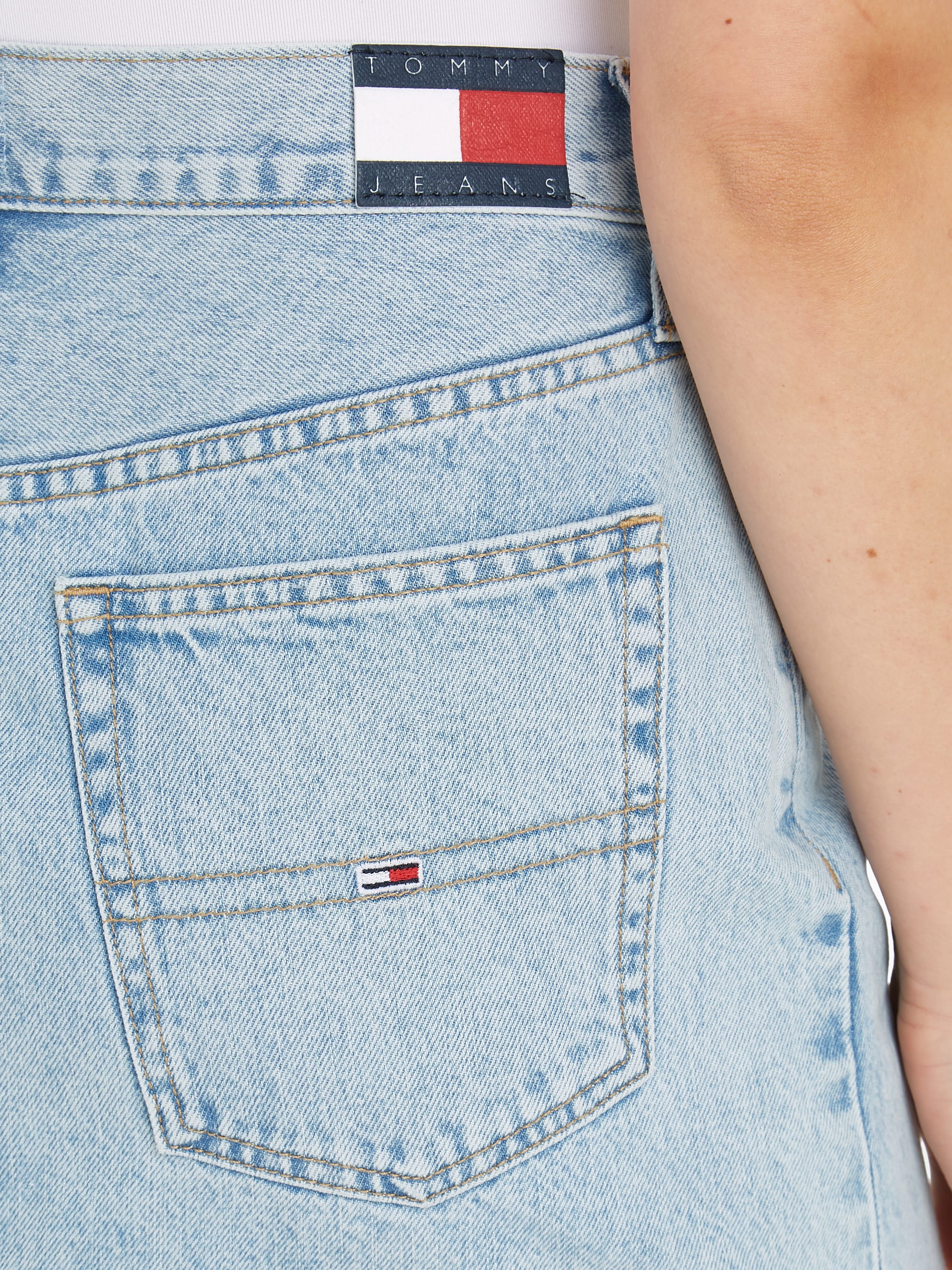 Tommy Jeans Jeansrock »IZZIE MR MN SKIRT BH0014«, Webrock im 5-Pocket-Style