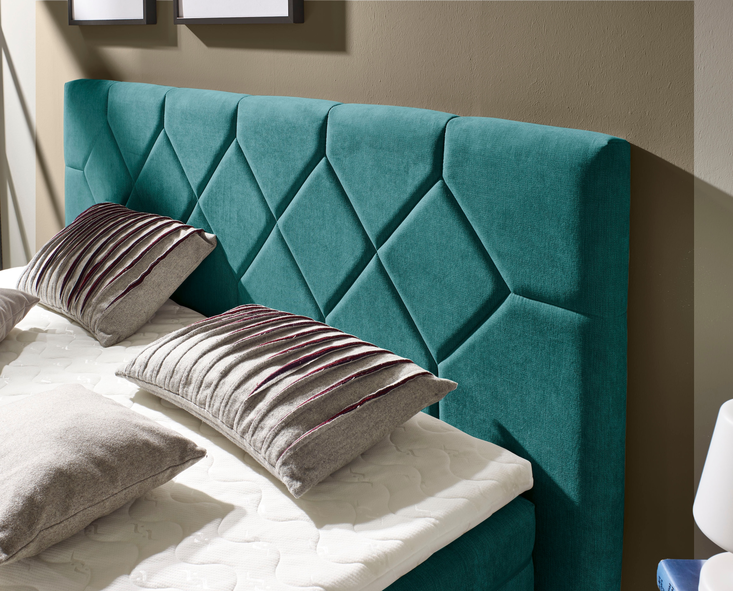 Places of Style Boxspringbett »Atlanta«, inklusive Topper und Bettkasten