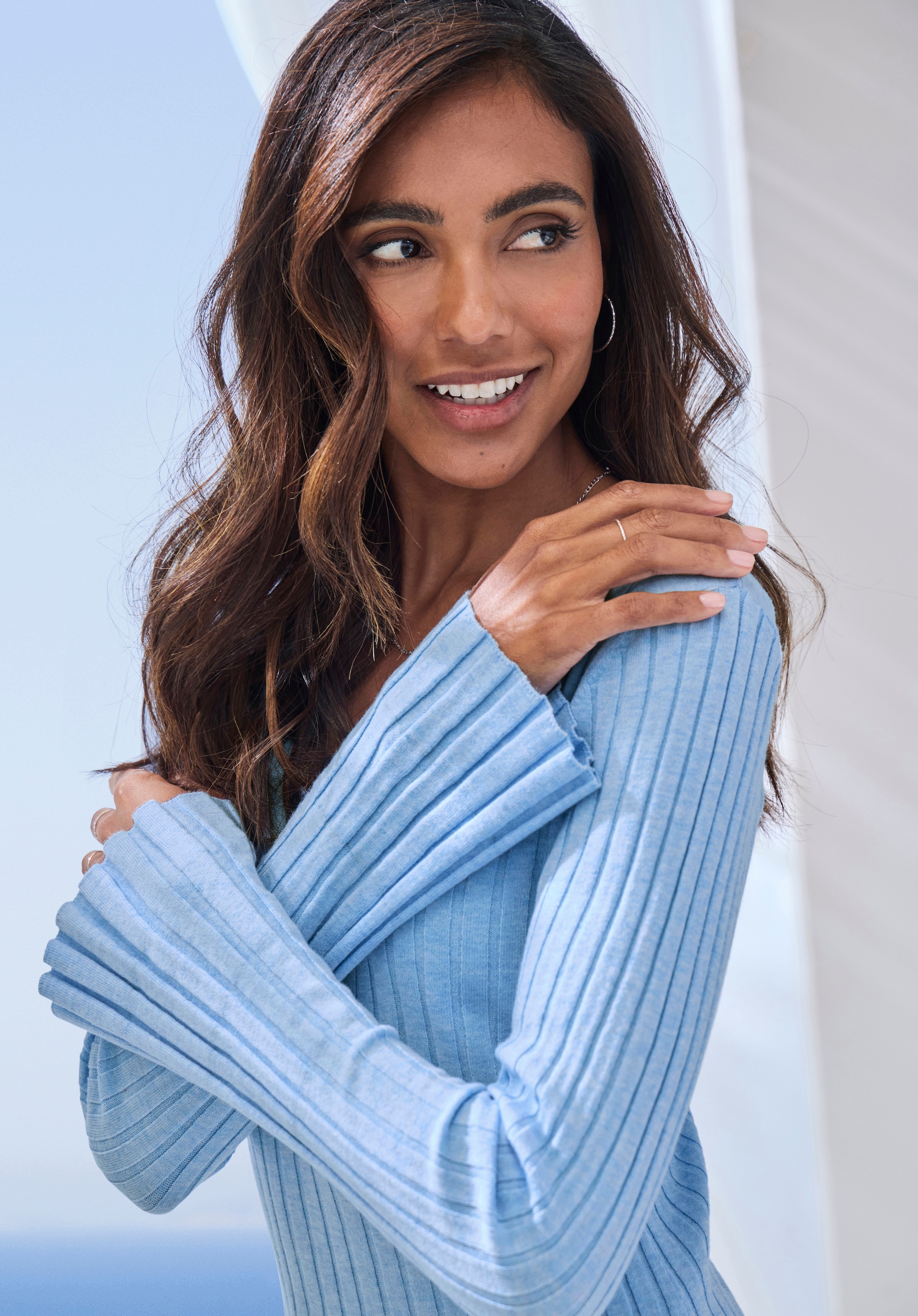 French Connection Strickkleid, mit leicht ausgestellten Ärmeln, Loungewear