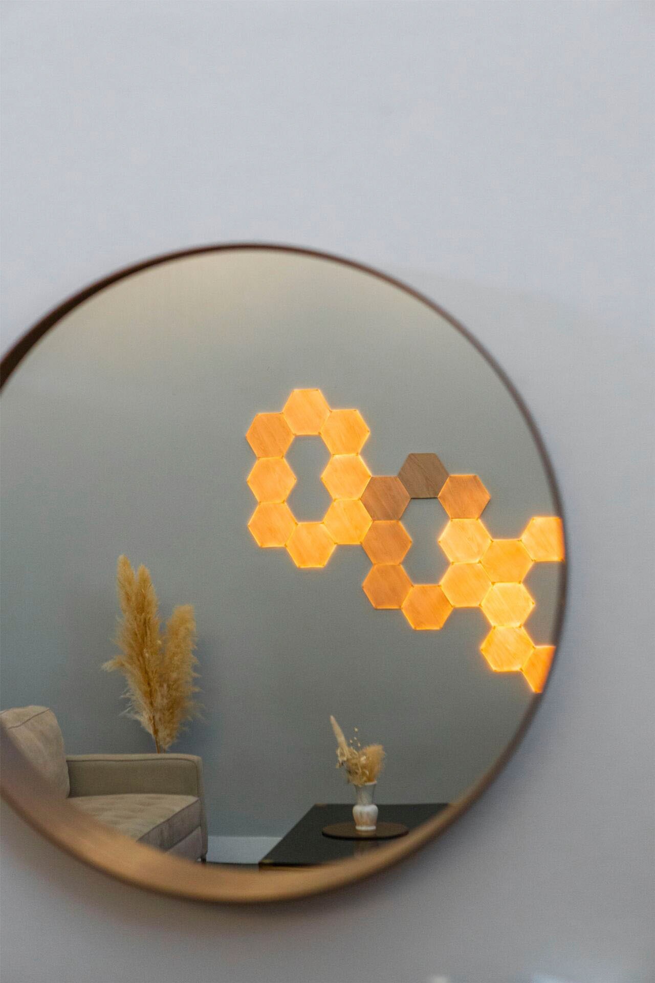 nanoleaf Dekolicht »Elements Wood Look«, Smarte Technologie und elegante Beleuchtung