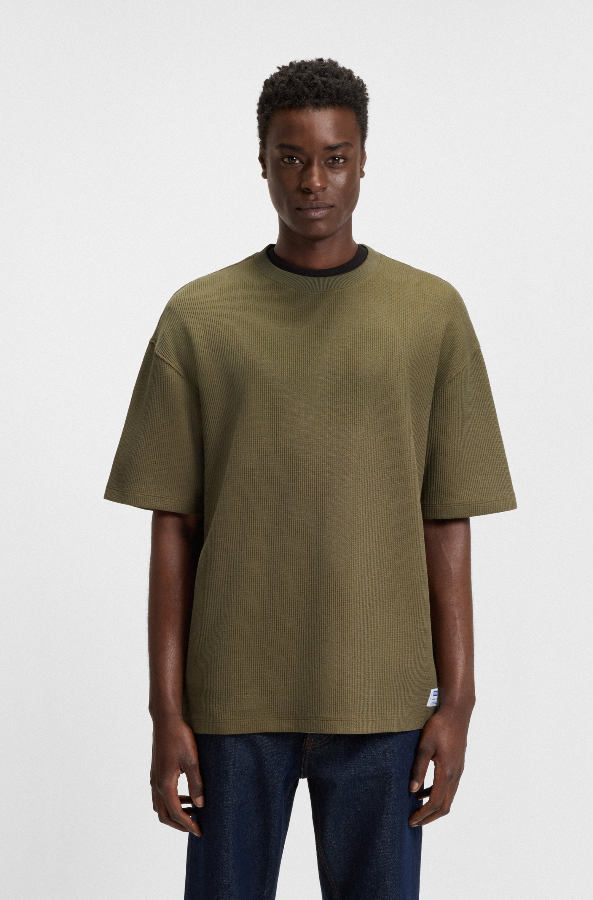 HUGO T-Shirt »Nuwaffle« Rundhalsausschnitt, Regular Fit, dezentes Waffelmuster