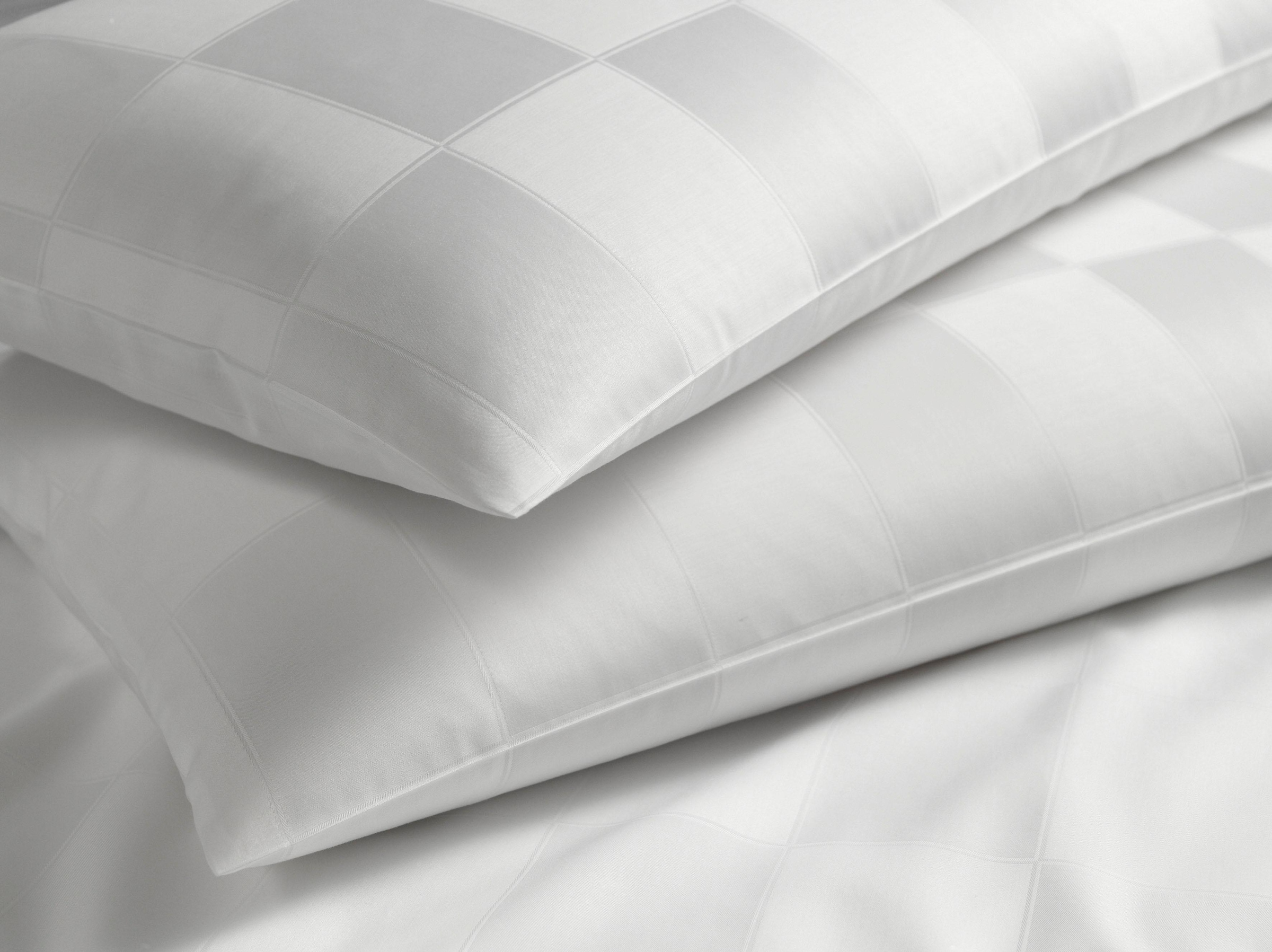 Elegante Bettwäsche »Courage«, im modernen Karodesign