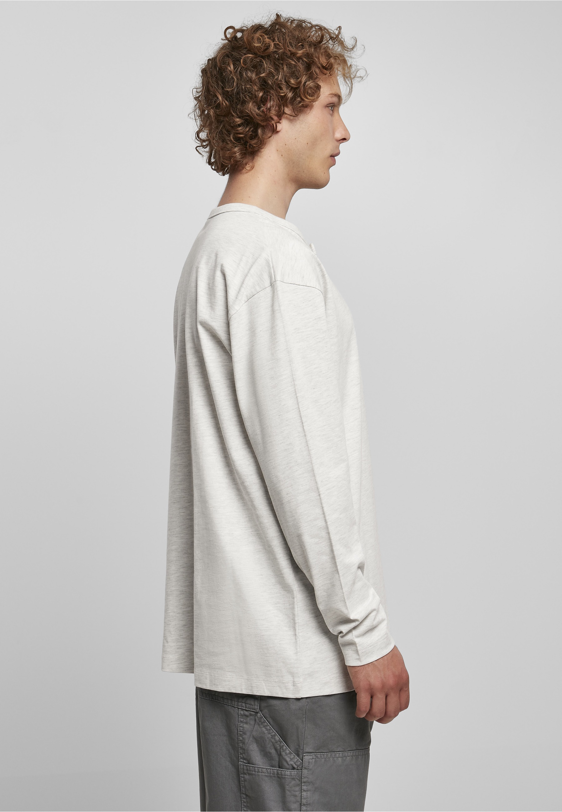 URBAN CLASSICS Longsleeve »Urban Classics Herren Organic Oversized Henley Longsleeve« 1 Stk.