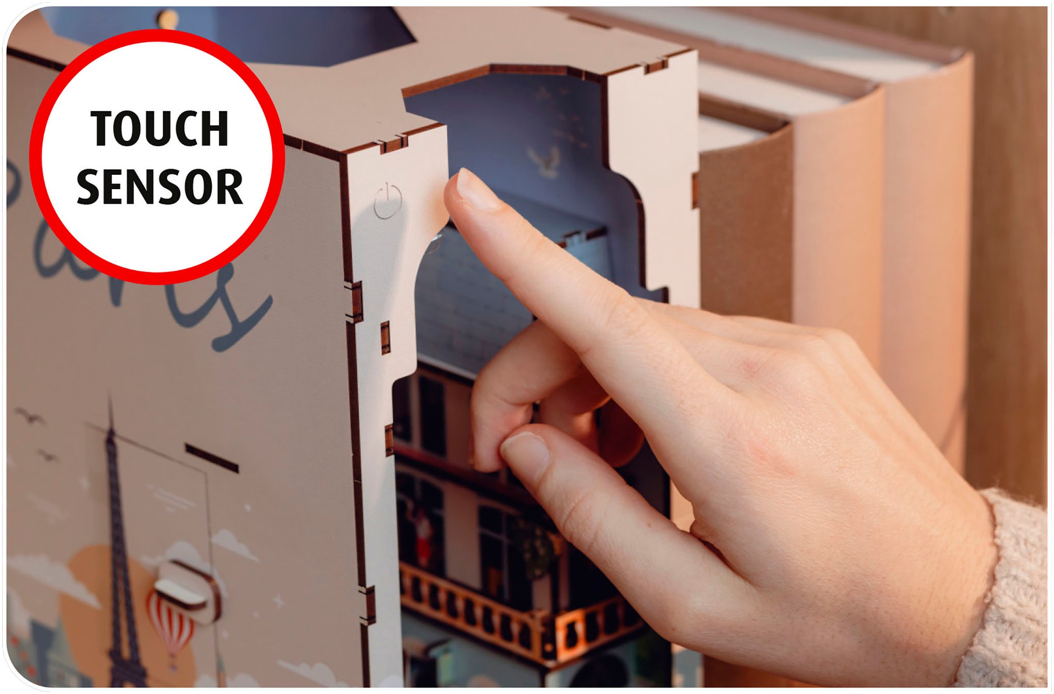 Revell® 3D-Puzzle »Book Nook, Tiny Adventures Paris«, Buchstütze; mit LED-Beleuchtung