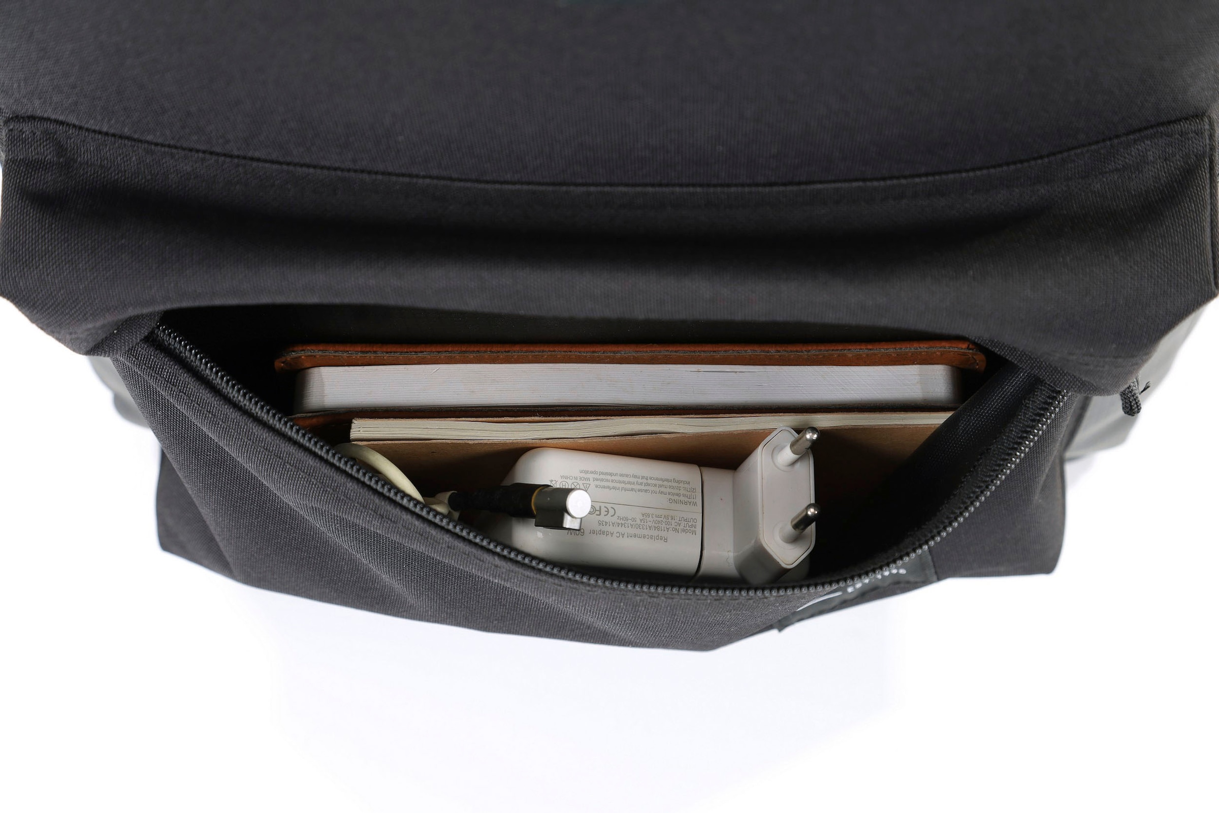 NITRO Freizeitrucksack »Urban Plus«, Daypack, Streetpack im Retro-Look, Alltagsrucksack, Schulrucksack