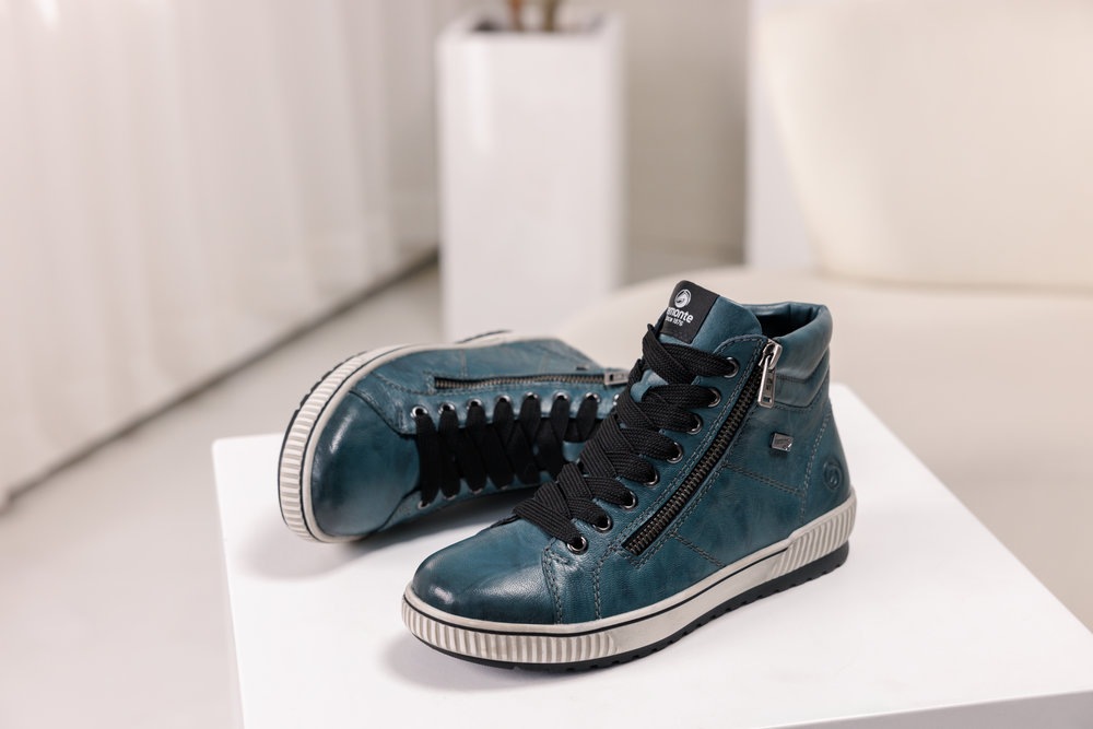 Remonte Schnürboots, Plateau, Schnürstiefelette, Boots in Crash-Optik