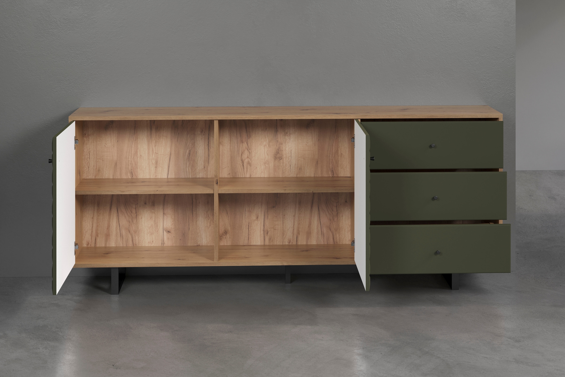 Places of Style Sideboard »Ferretti«, Wohnzimmerkommode mit besonderer Fräsung und Füße/Griffe aus Metall
