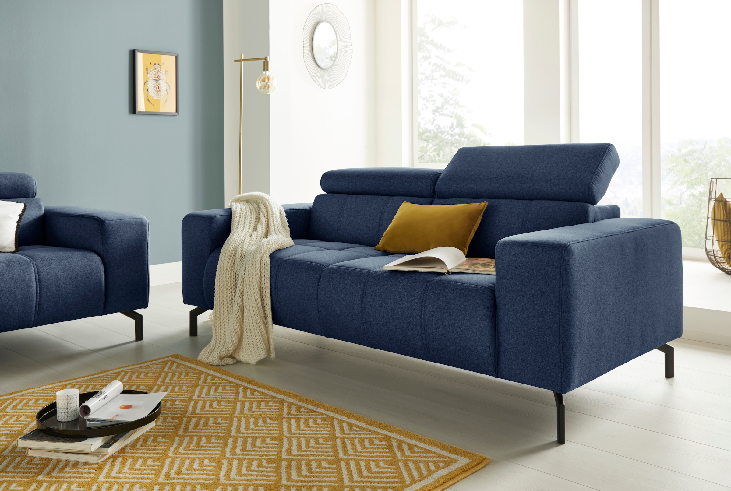 DOMO collection 2-Sitzer »Cunelli zeitlos und elegant, moderne Sitznähte als Designelement,«, wahlweise mit 6-fach verstellbaren Kopfteilen, fester Sitzkomfort