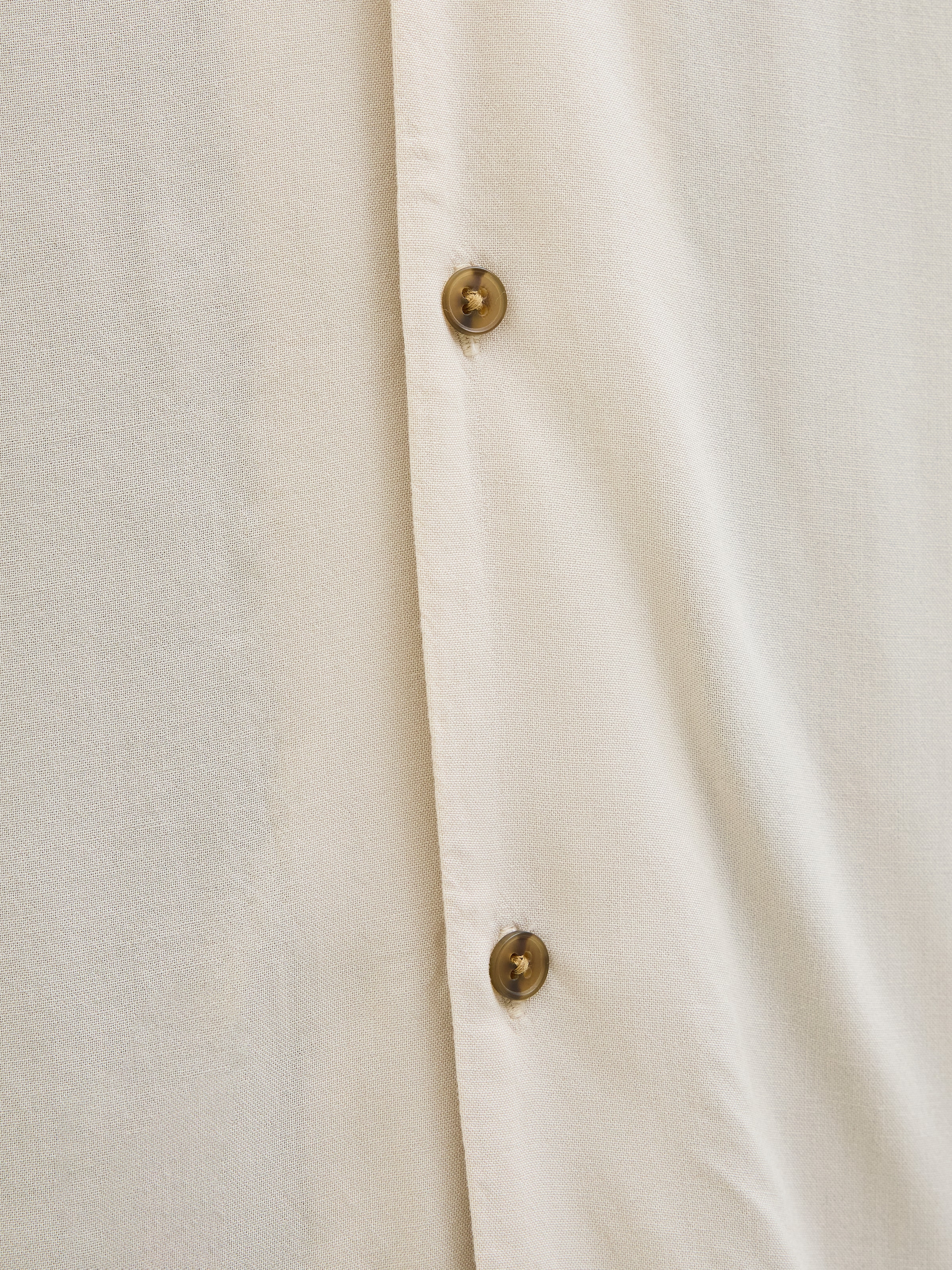 Jack & Jones Kurzarmhemd »JJEJEFF SOLID RESORT SHIRT S/S SN«, mit Resort Kragen