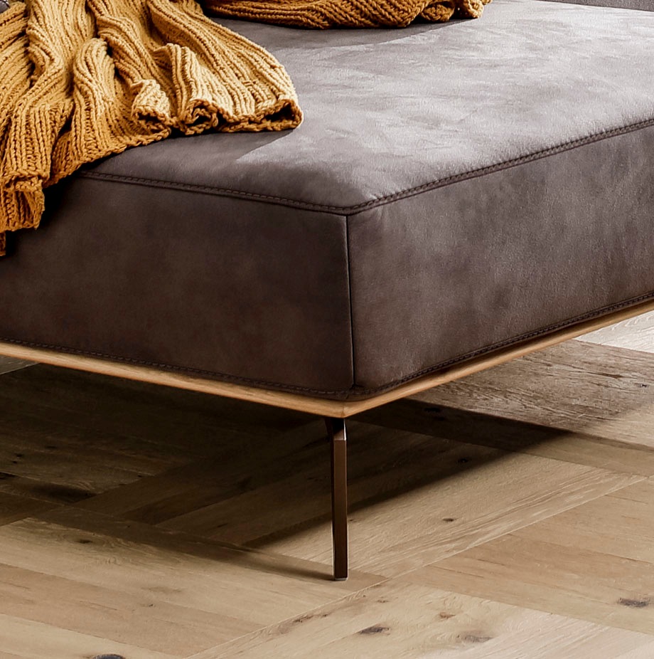 W.SCHILLIG Ecksofa »run, Designsofa mit tollem Sitzkomfort, L-Form«, mit Holzsockel, Füße in Bronze pulverbeschichtet, Breite 299 cm