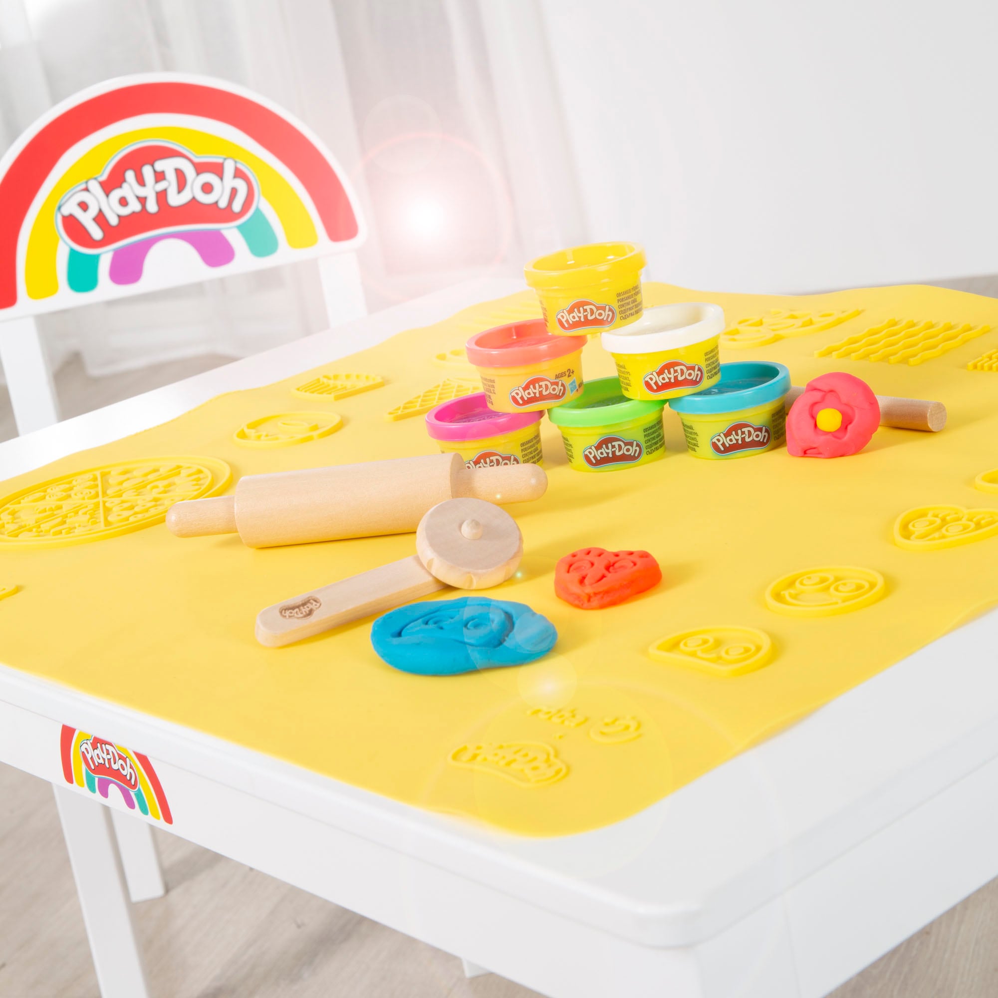 roba® Kindersitzgruppe »Play-Doh«, (Set), inkl. 3D Kreativmatte, Knete und Zubehör