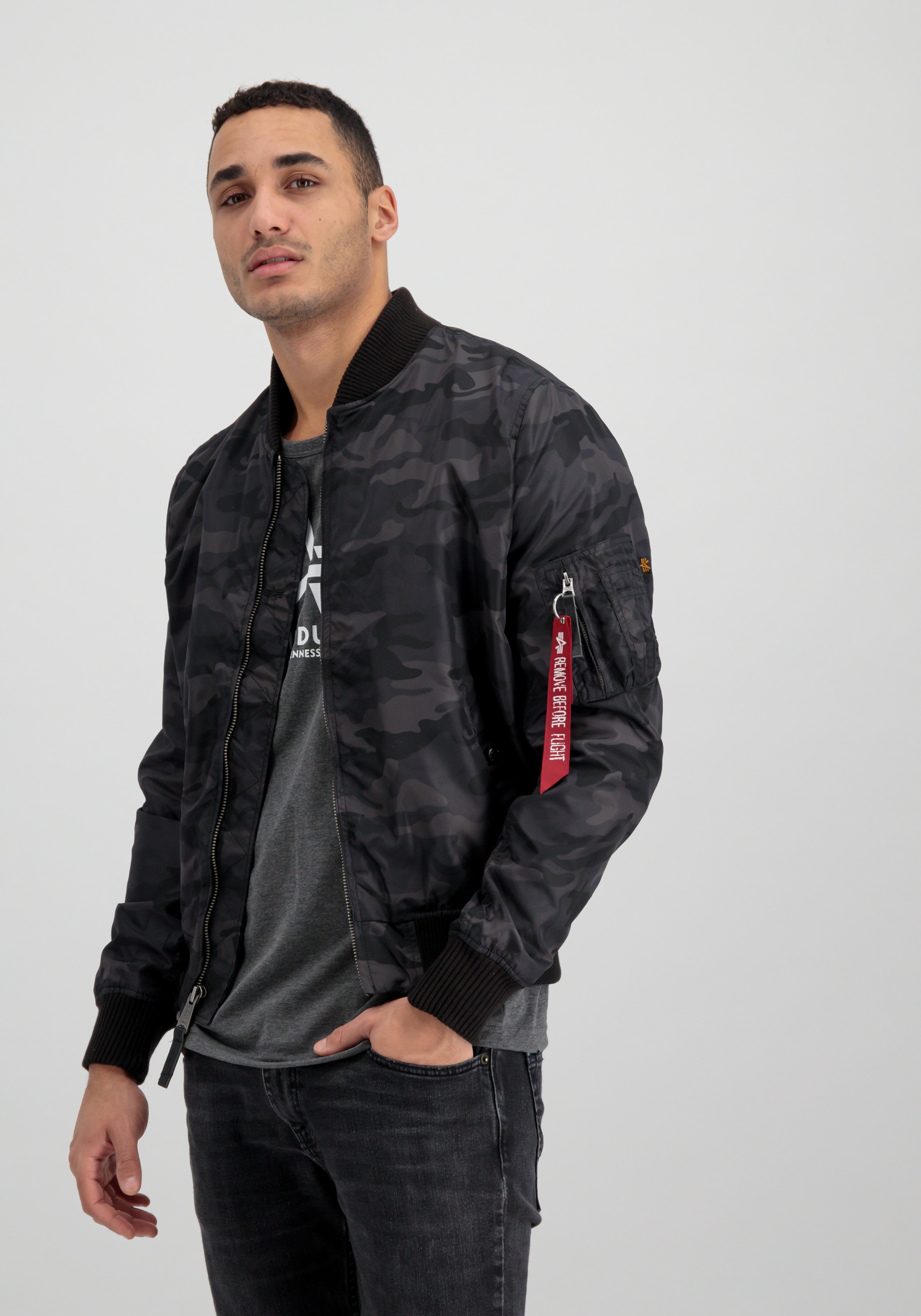 Alpha Industries Bomberjacke »MA-1 TT Camo Light«