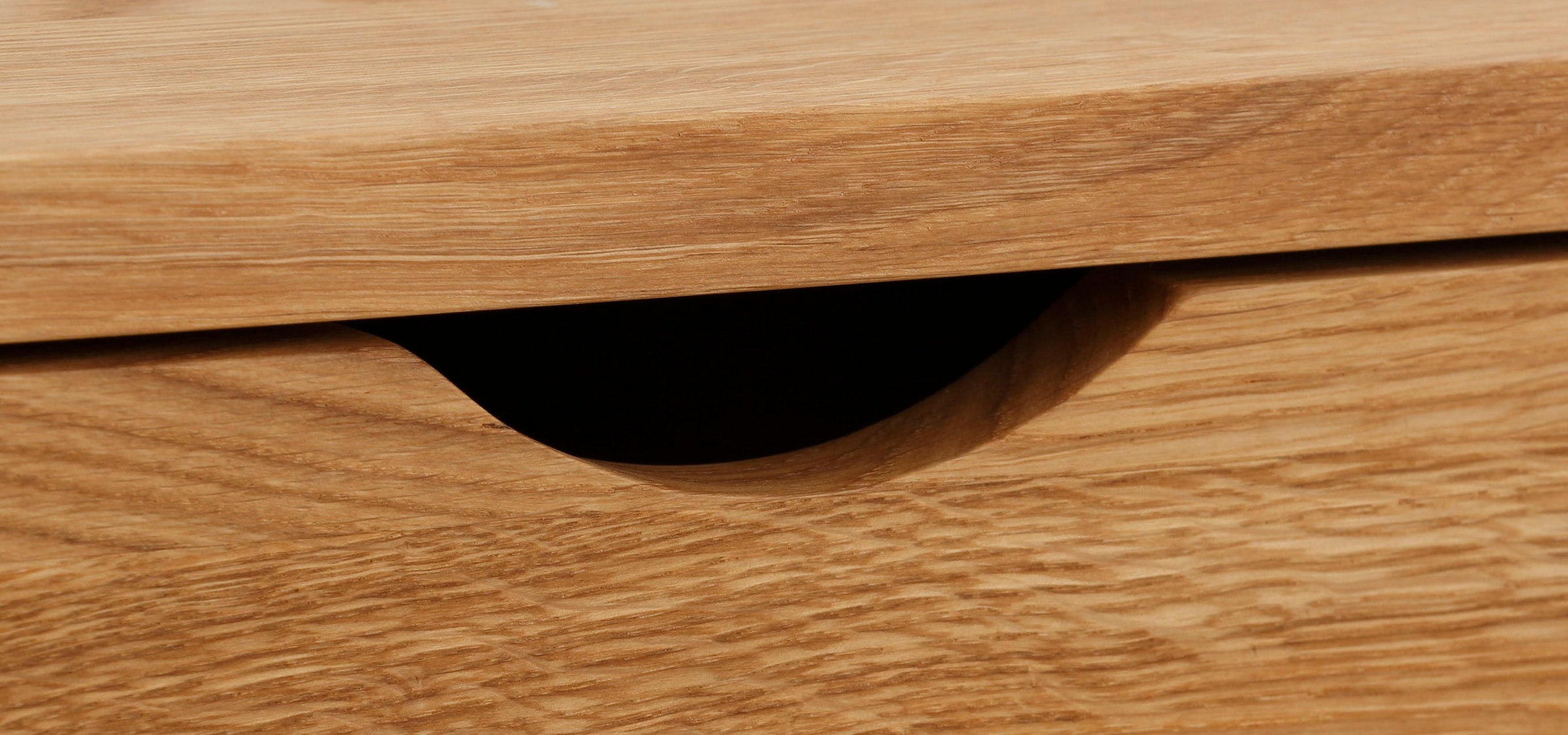 Home affaire Couchtisch »Betula«, zertifiziertes Massivholz (Eiche), in 3 verschiedenen Farbvarianten