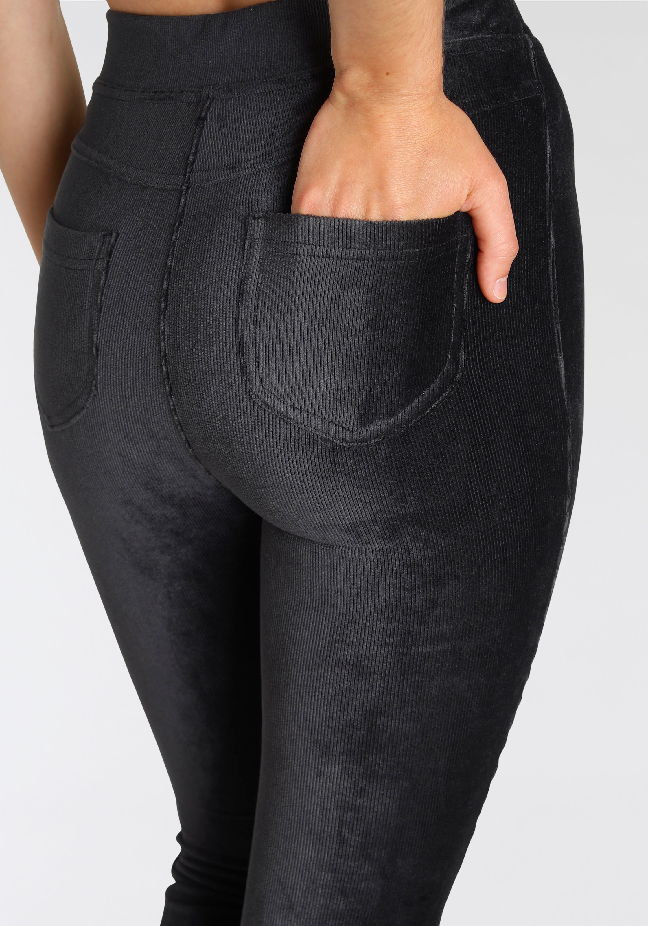 LASCANA Jazzpants, aus weichem Material in Cord-Optik, Loungewear