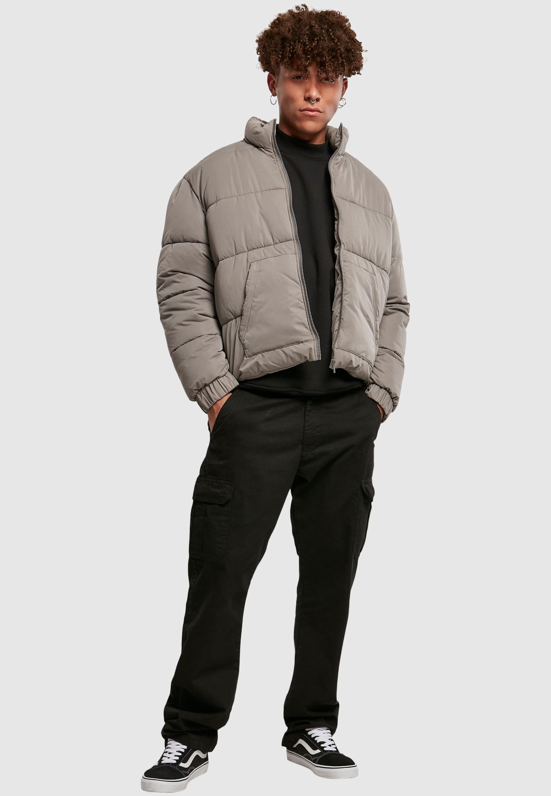 URBAN CLASSICS Winterjacke »Urban Classics Herren Cropped Down Jacket« 1 Stk. tlg. ohne Kapuze