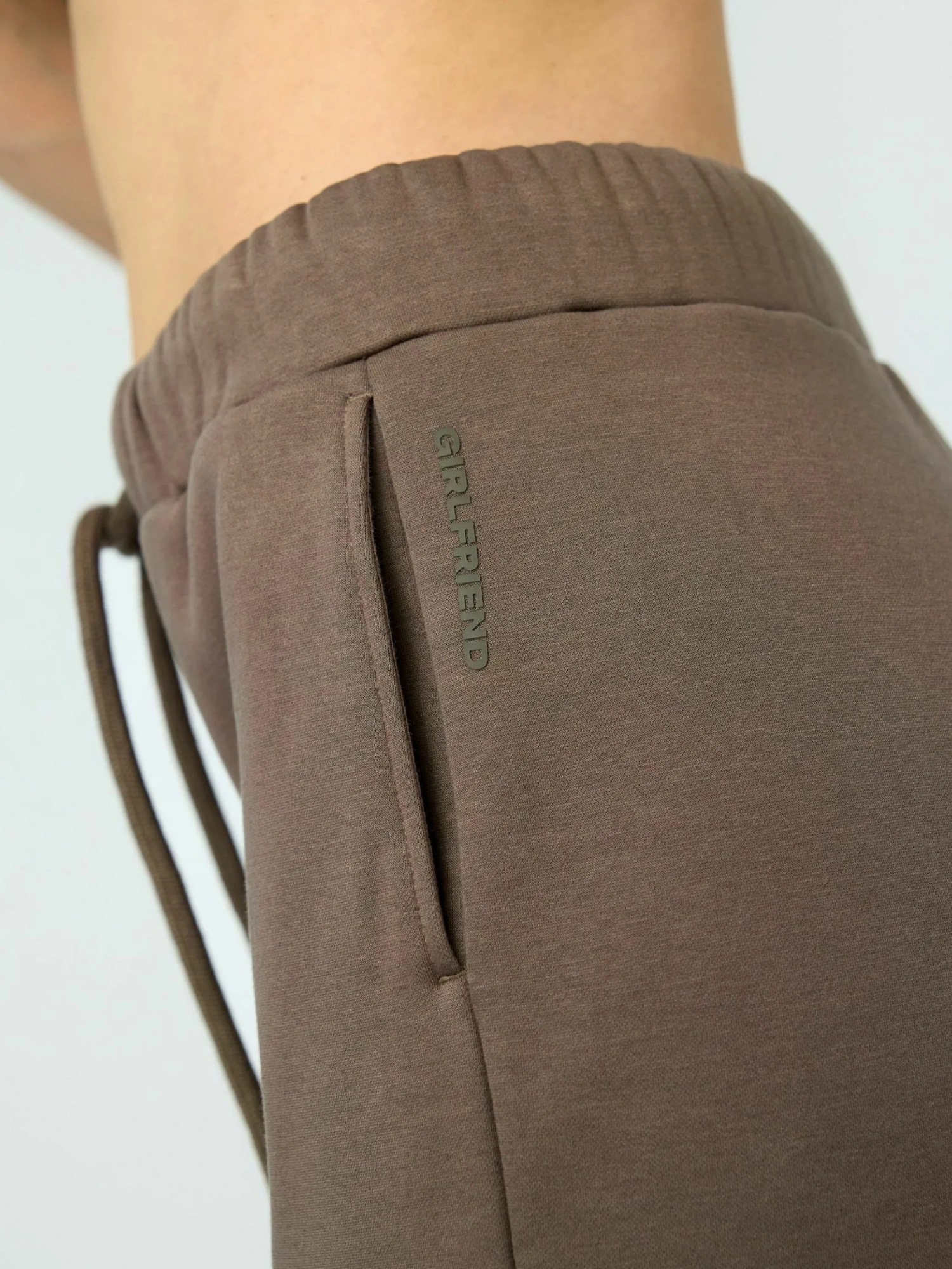 GIRLFRIEND COLLECTIVE Chinohose »Girlfriend Collective Trouser Millie«